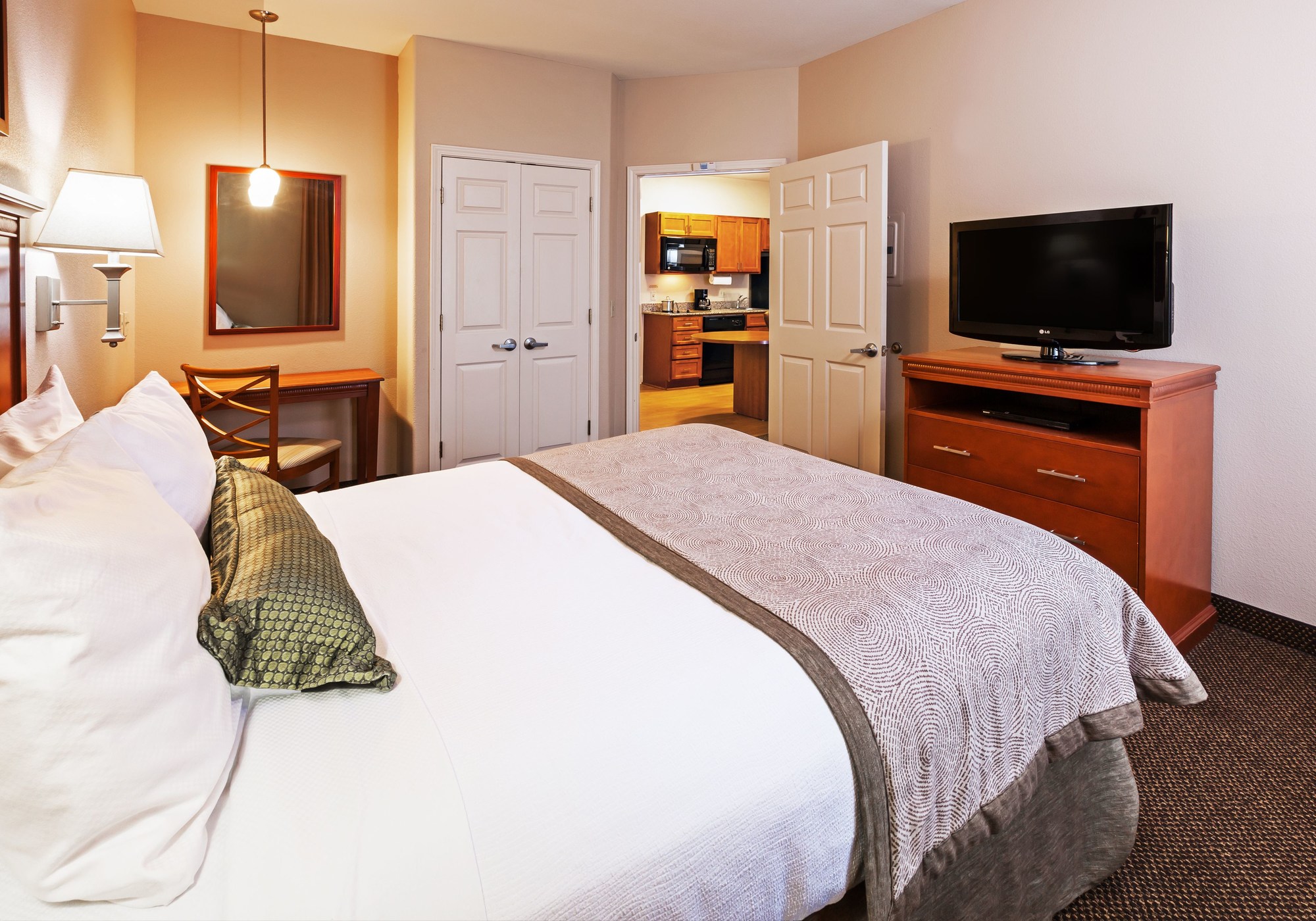 Candlewood Suites DEER PARK