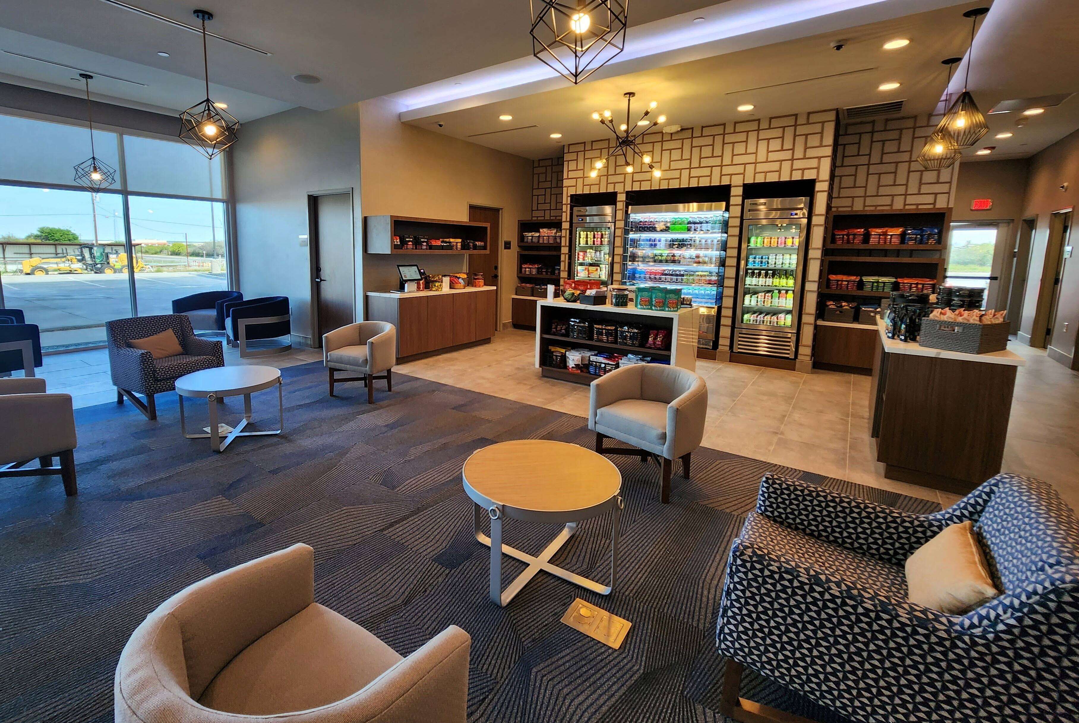 La Quinta Inn & Suites By Wyndham Del Rio
