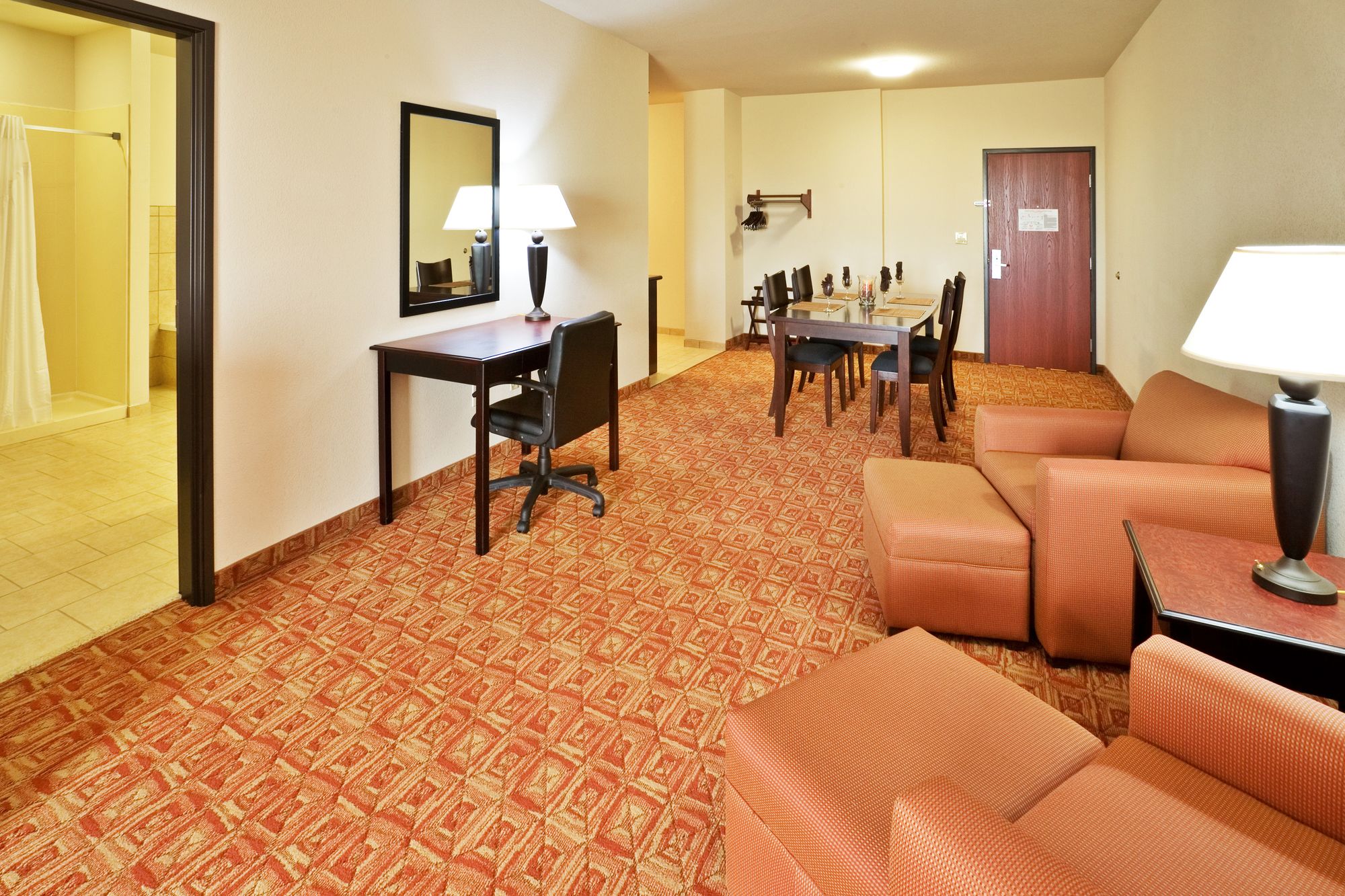 Comfort Inn & Suites Denison - Lake Texoma