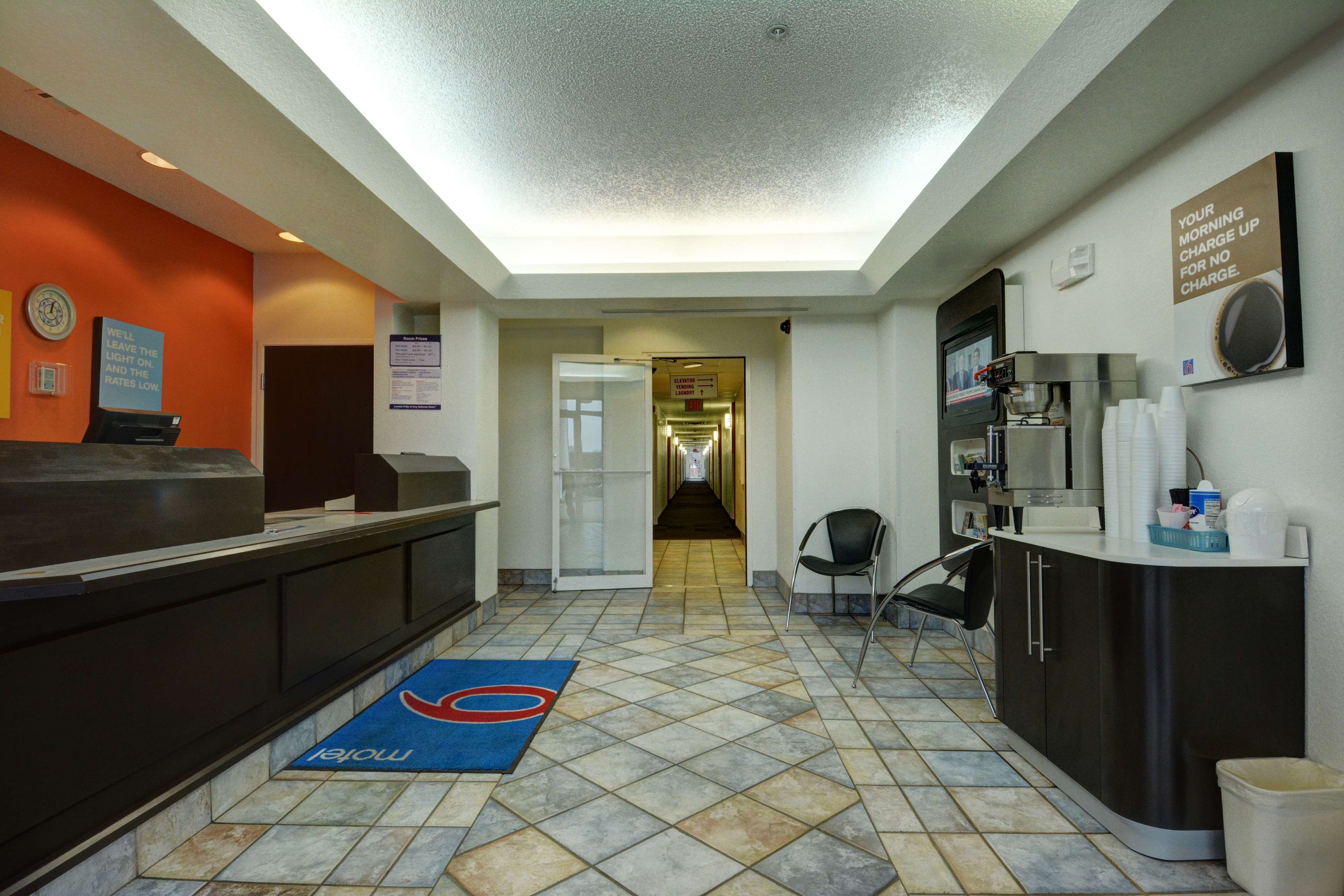 Motel 6 Denison