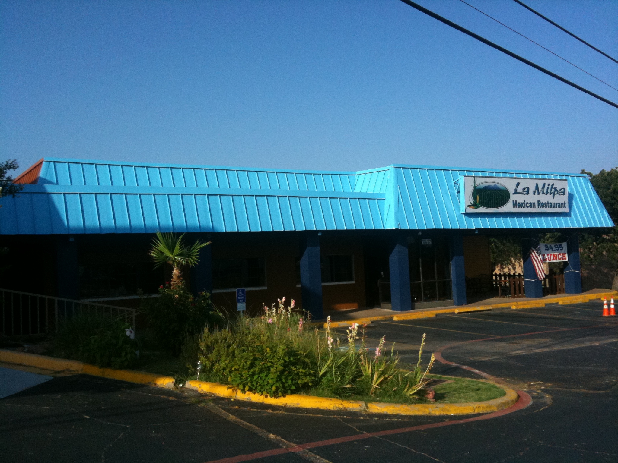 Economy Inn & Suites