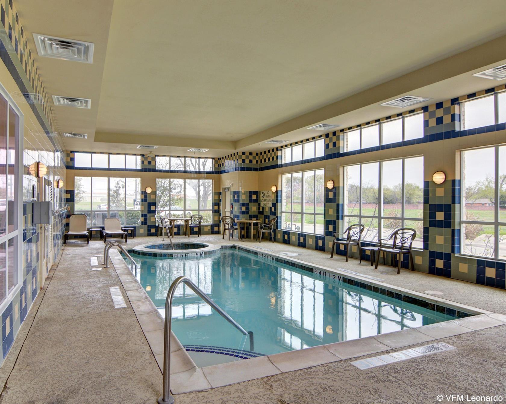 Comfort Inn & Suites Near Lake Lewisville