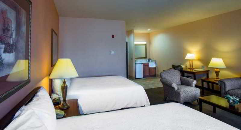 Hampton Inn & Suites Denton