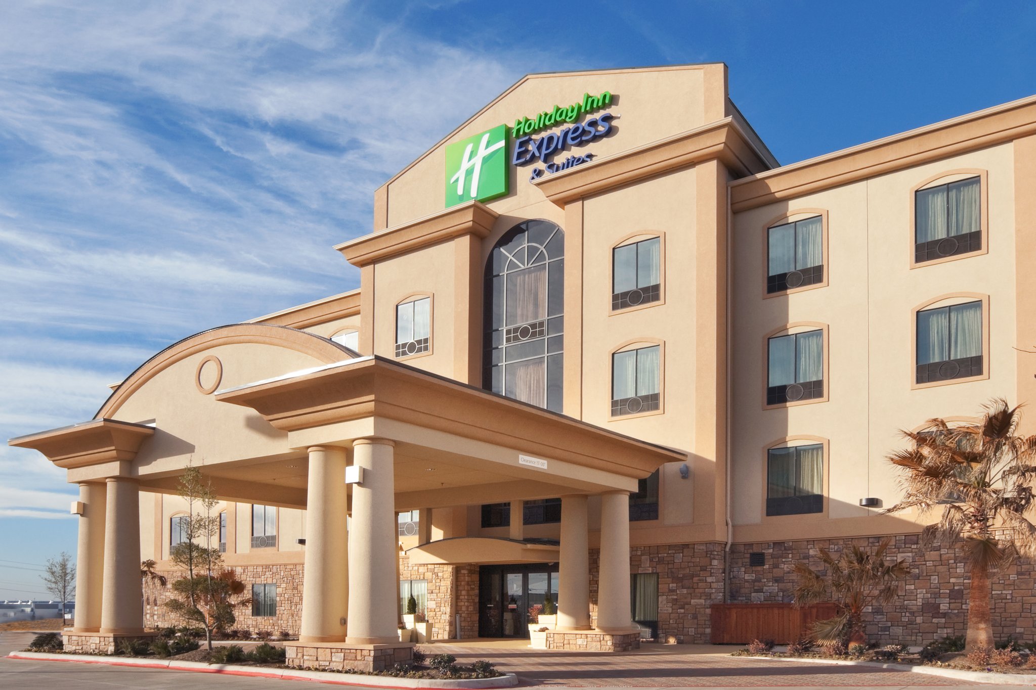 Holiday Inn Express Hotel & Suites Denton-Unt-Twu