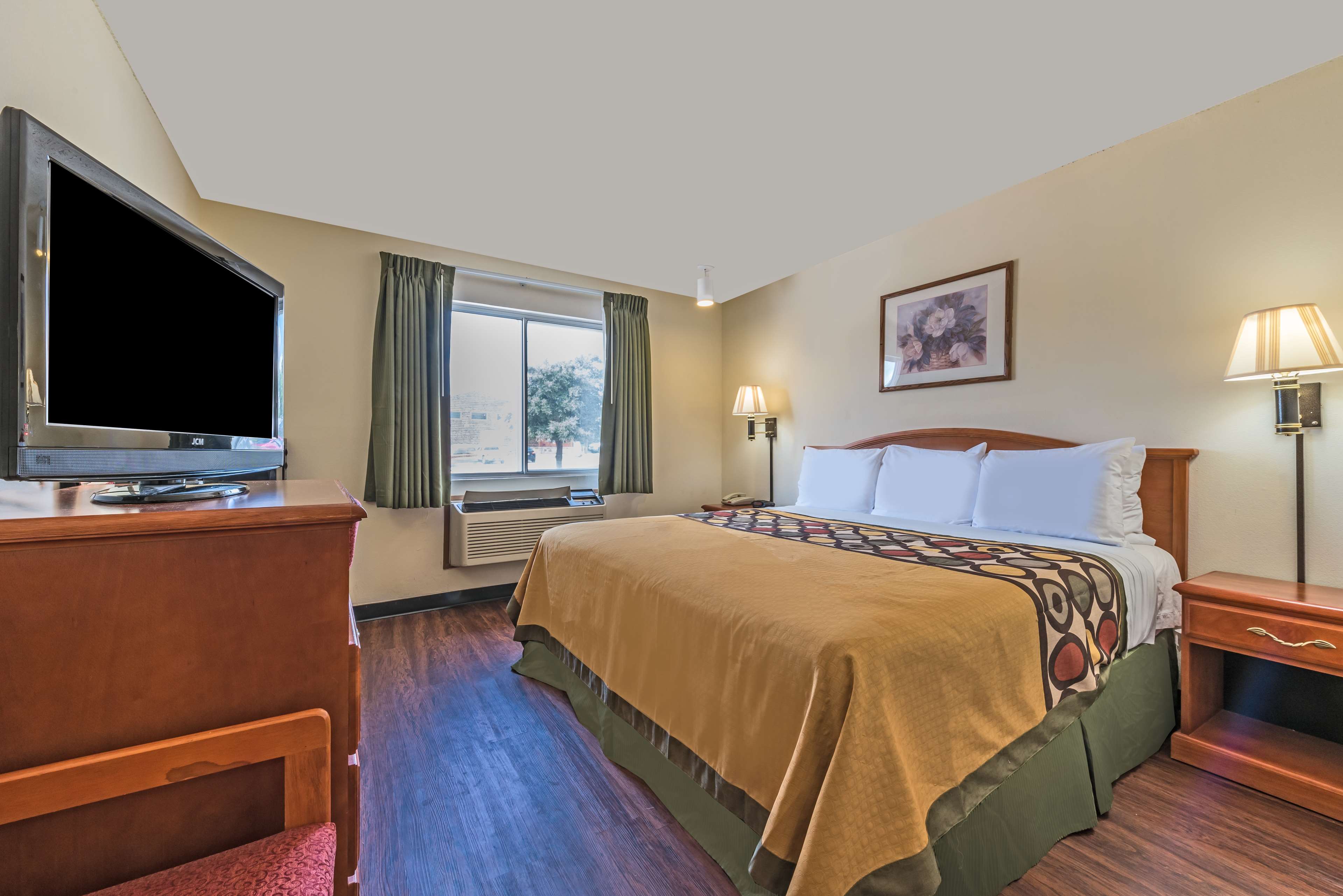 Super 8 by Wyndham Denton