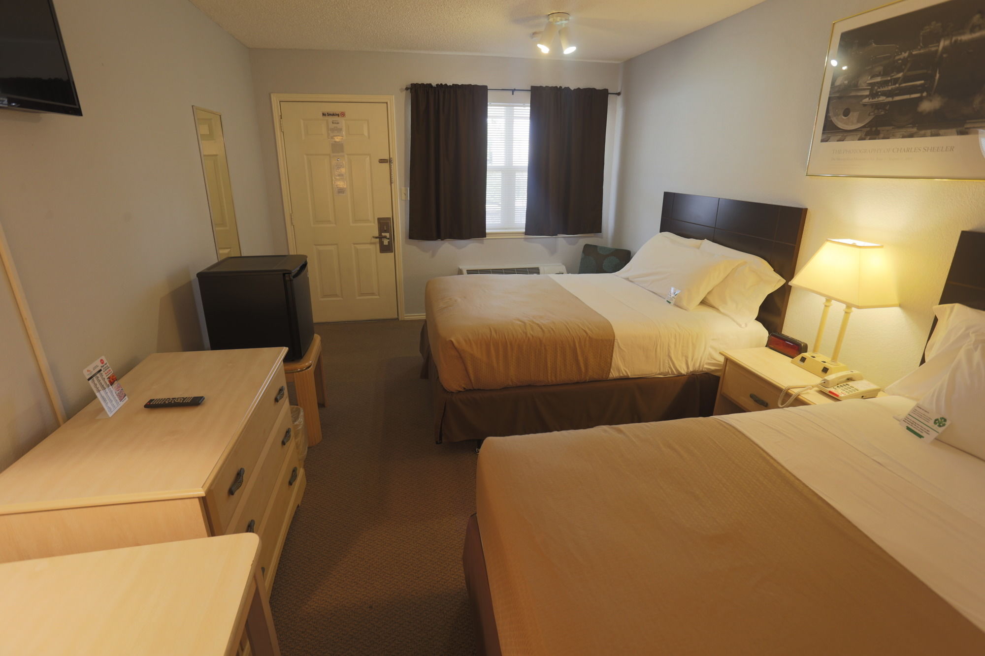 Victoria Palms Inn & Suites