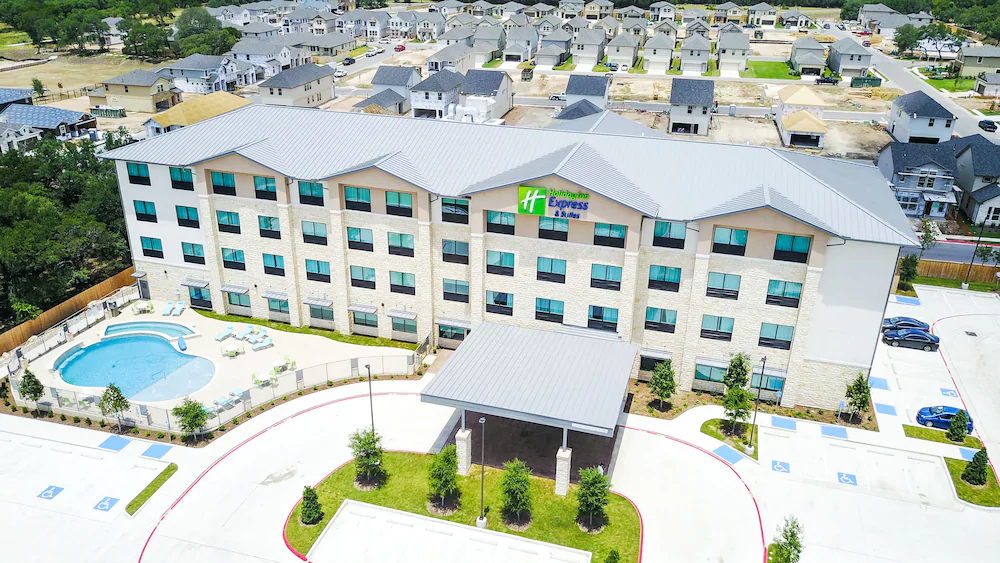 Holiday Inn Express & Suites Dripping Springs - Austin Area