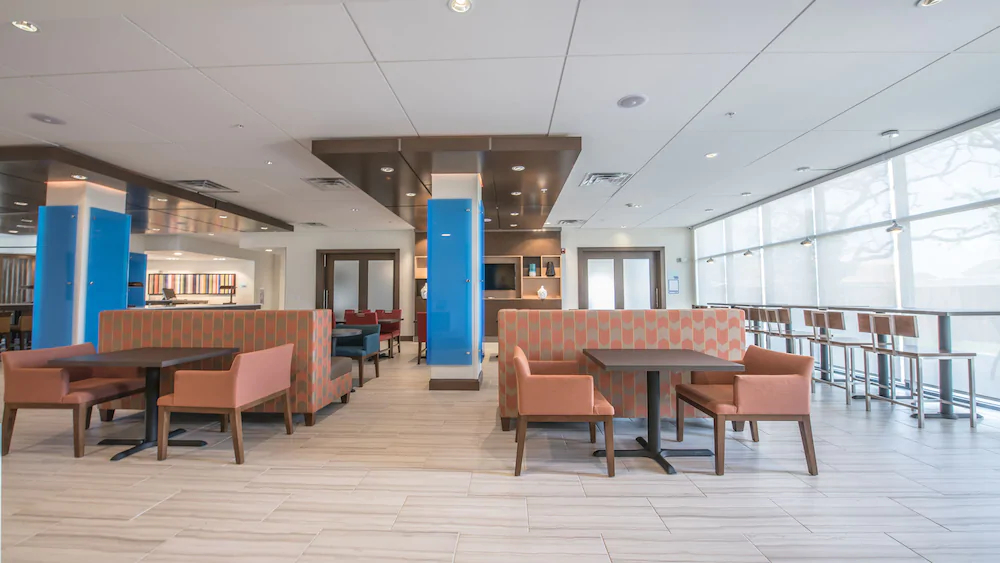Holiday Inn Express & Suites Dripping Springs - Austin Area
