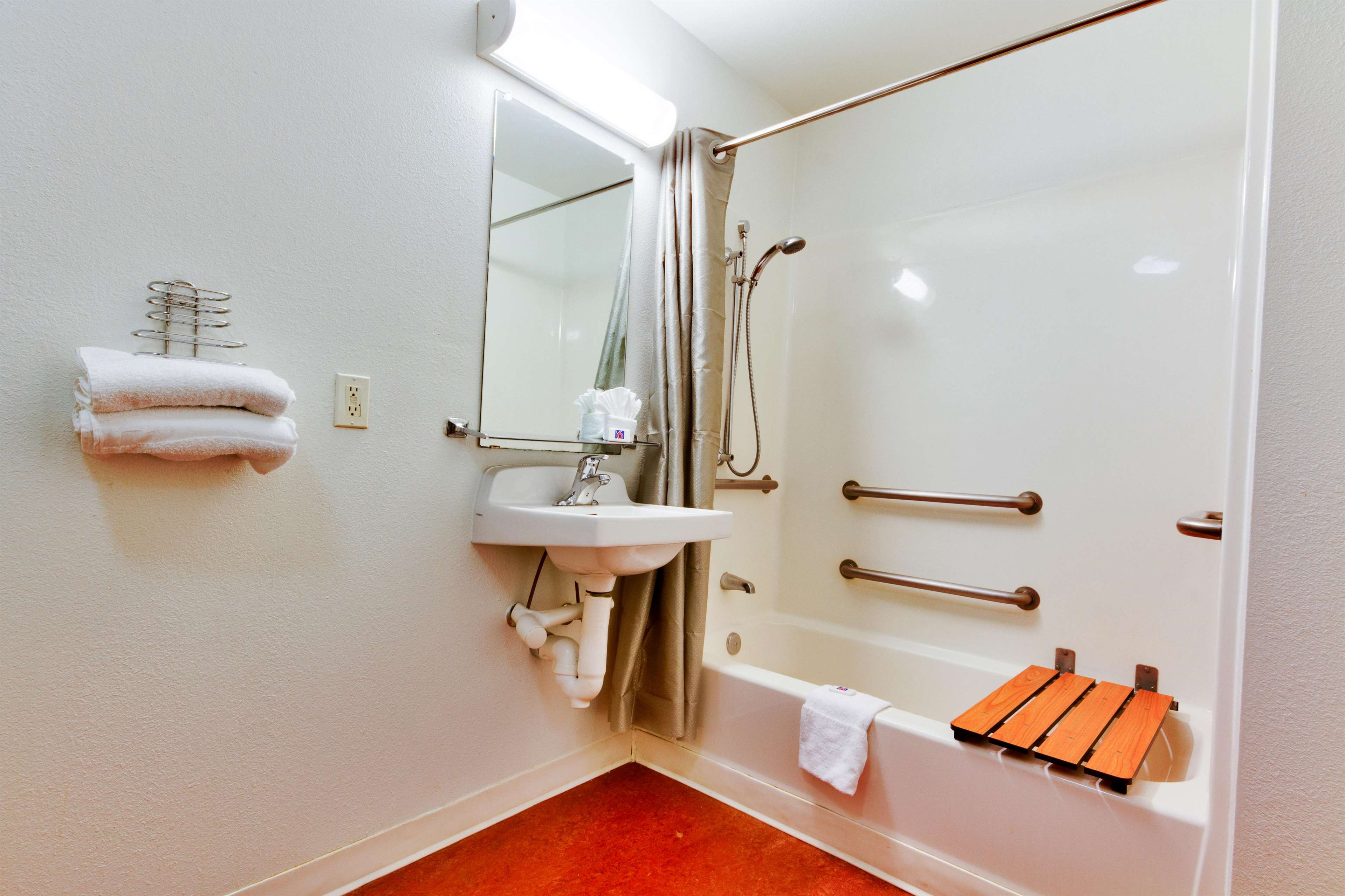 Motel 6 Dallas - Duncanville