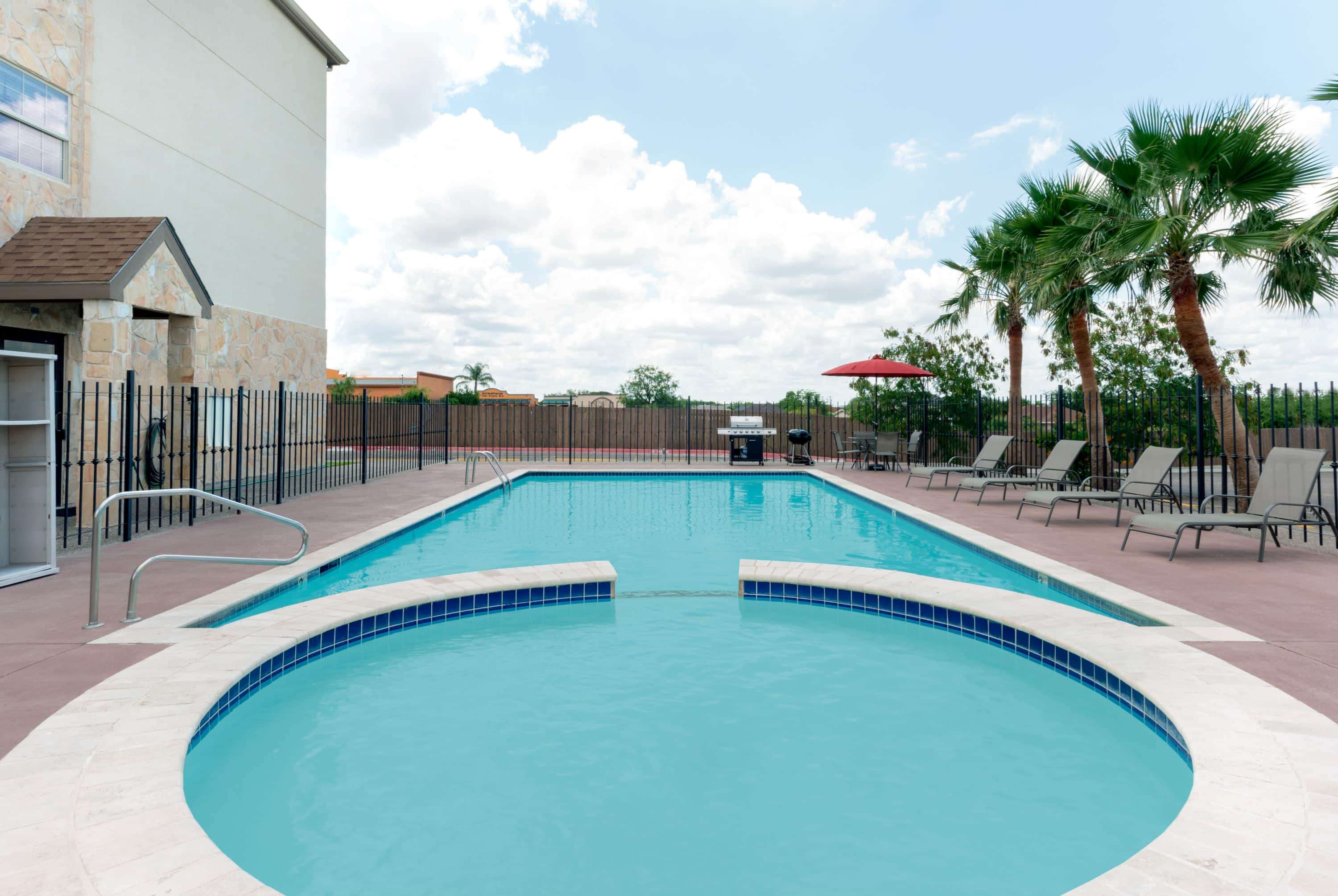 Microtel Inn & Suites by Wyndham Eagle Pass