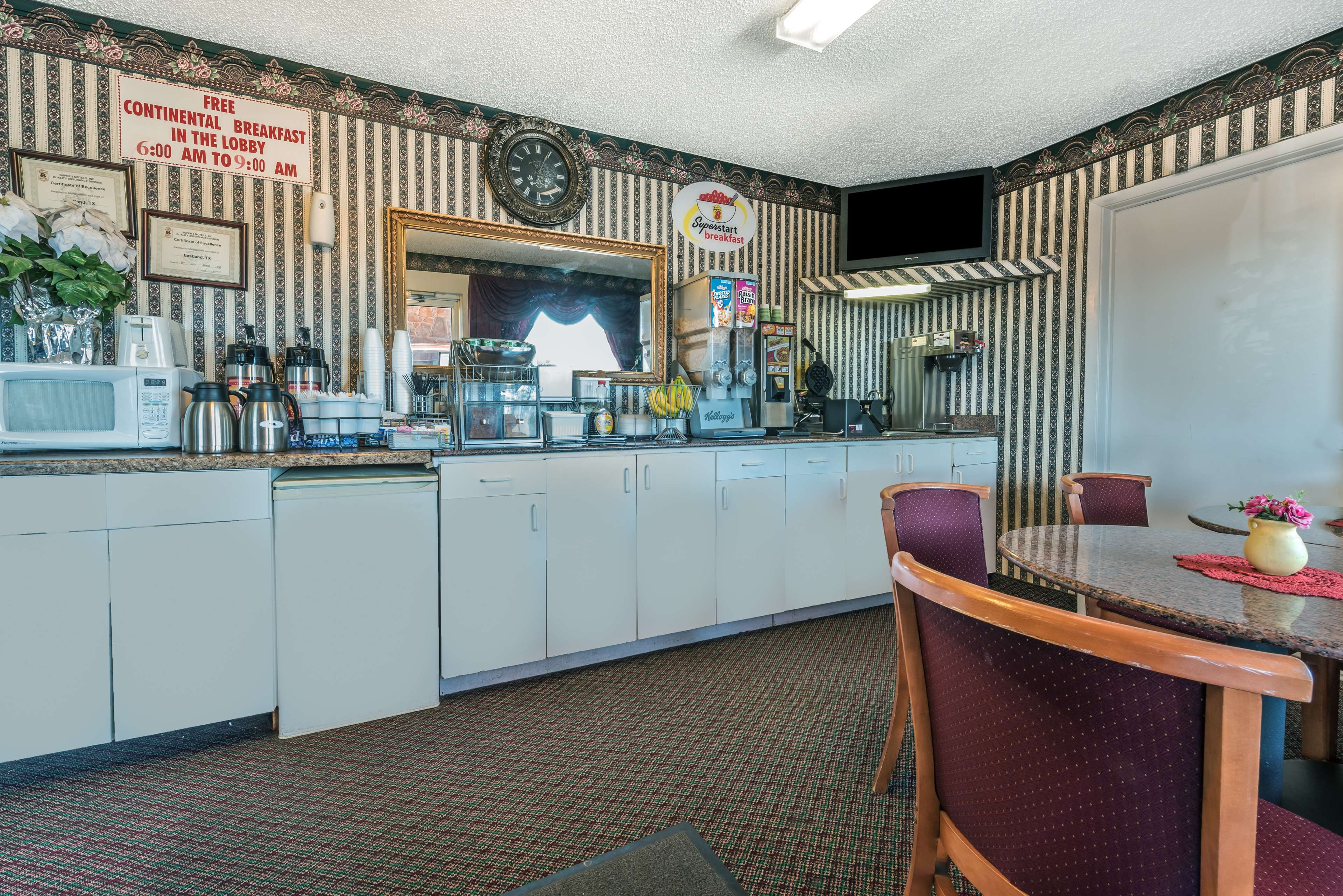 Super 8 by Wyndham Eastland