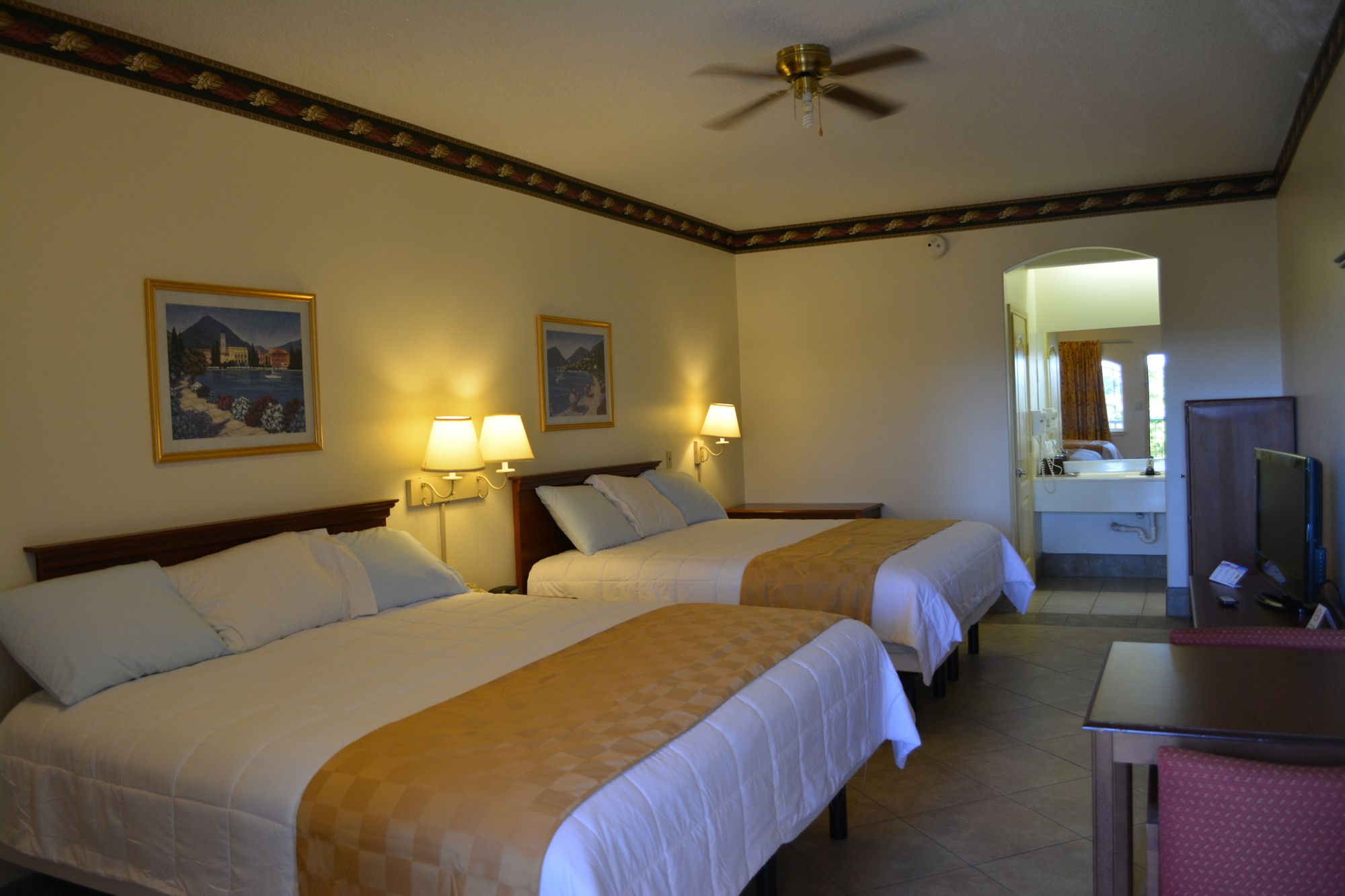 Texas Inn & Suites - Rio Grande Valley