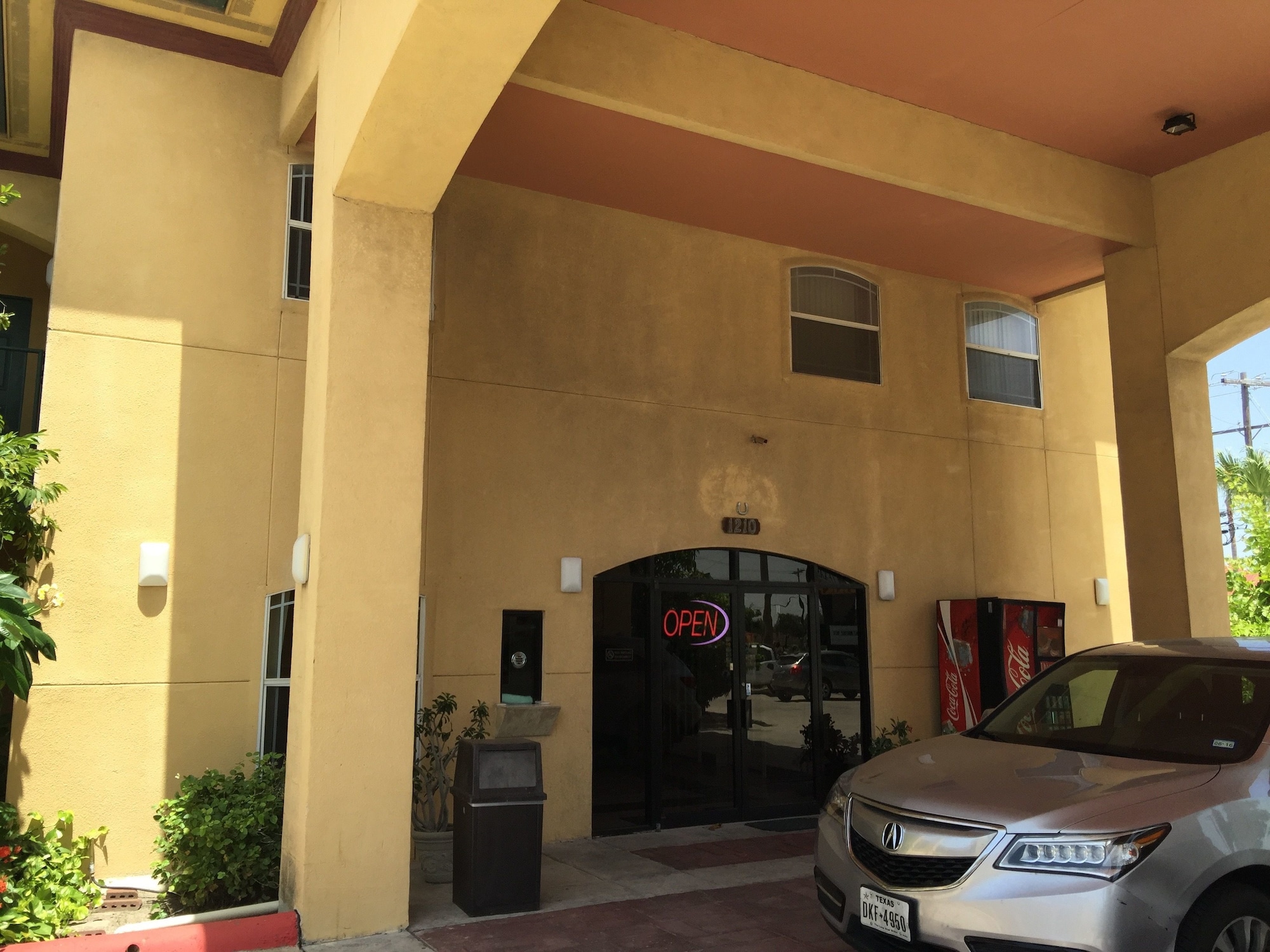 Texas Inn & Suites - Rio Grande Valley