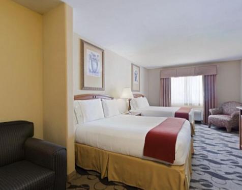Holiday Inn Express & Suites Elgin