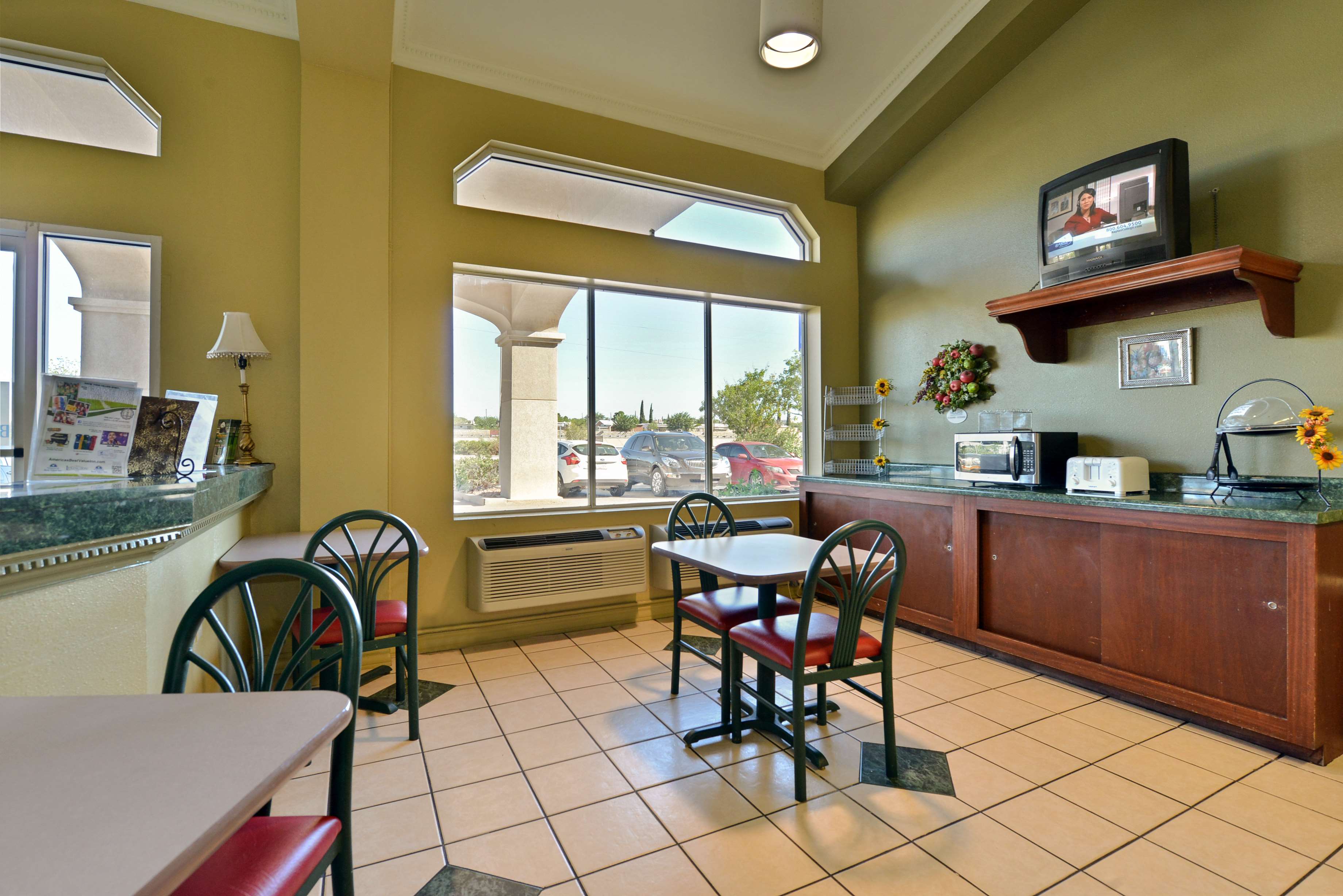 Americas Best Value Inn - Medical Center / Airport