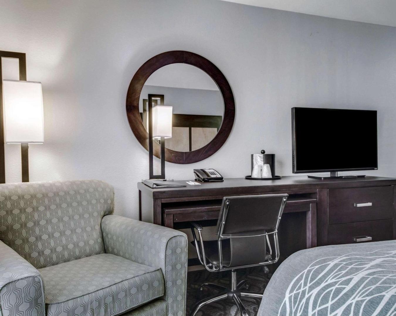 Comfort Inn & Suites I-10 Airport