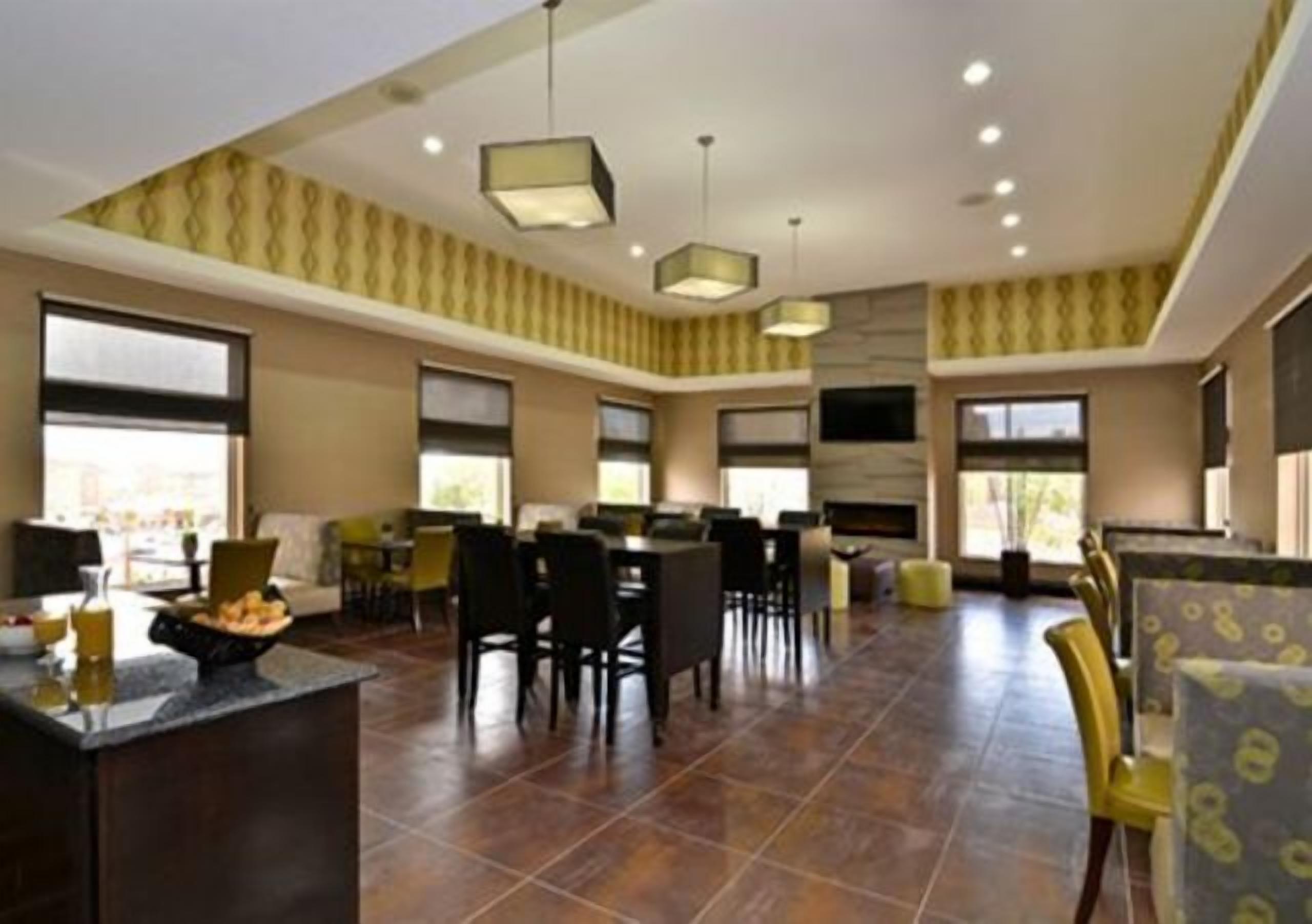 Comfort Inn & Suites I-10 Airport