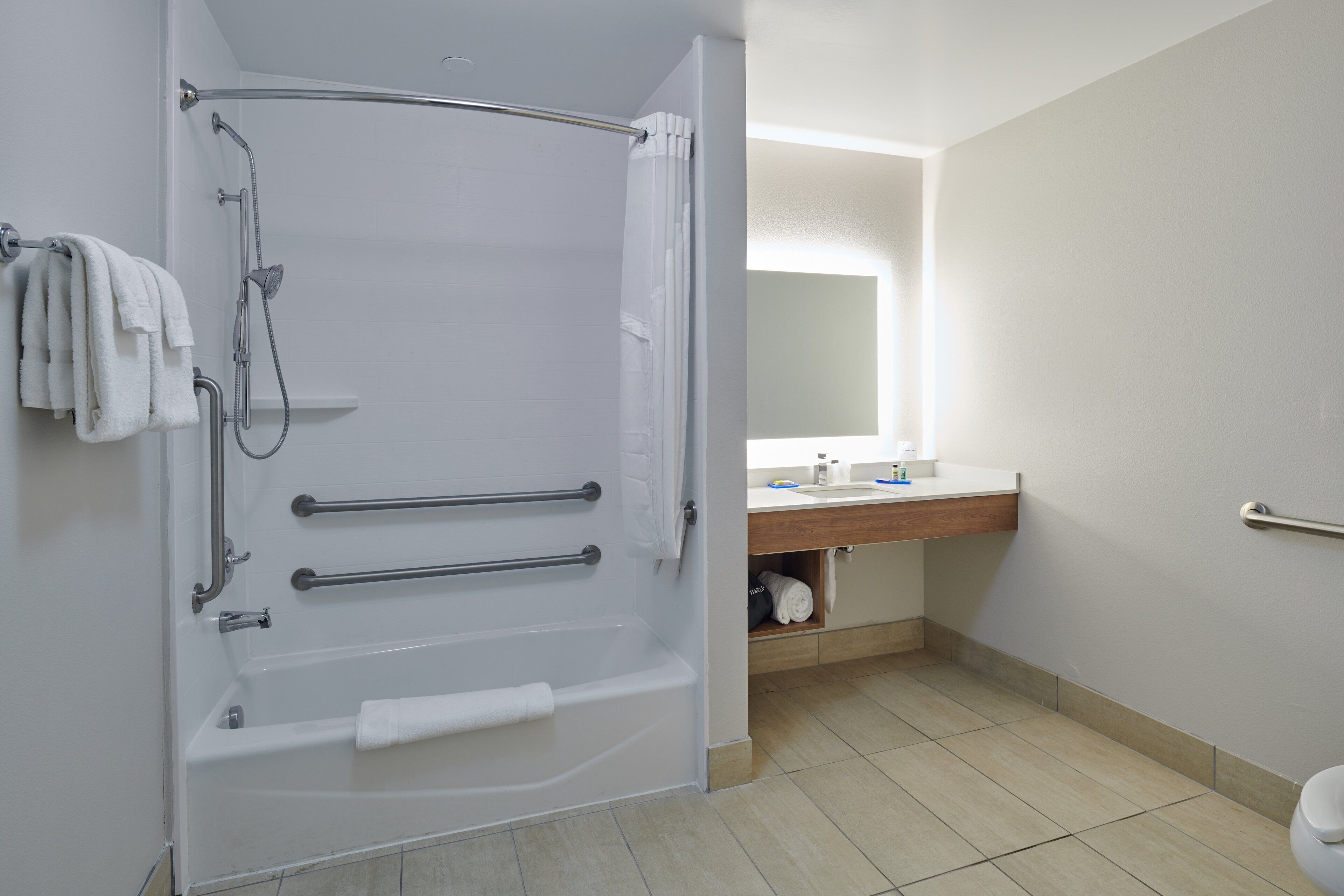 Holiday Inn Express & Suites El Paso East-Loop 375