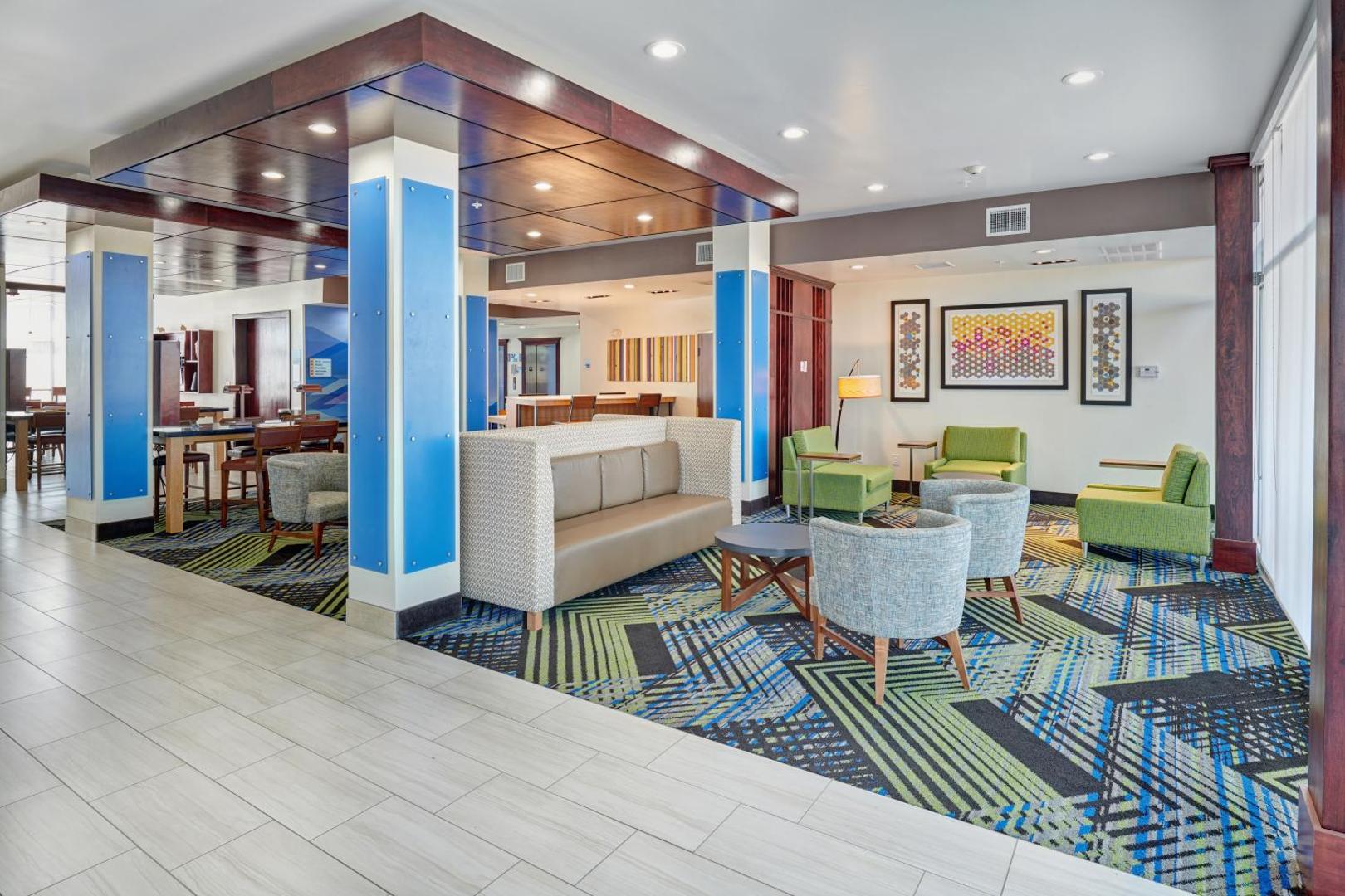 Holiday Inn Express & Suites El Paso East-Loop 375