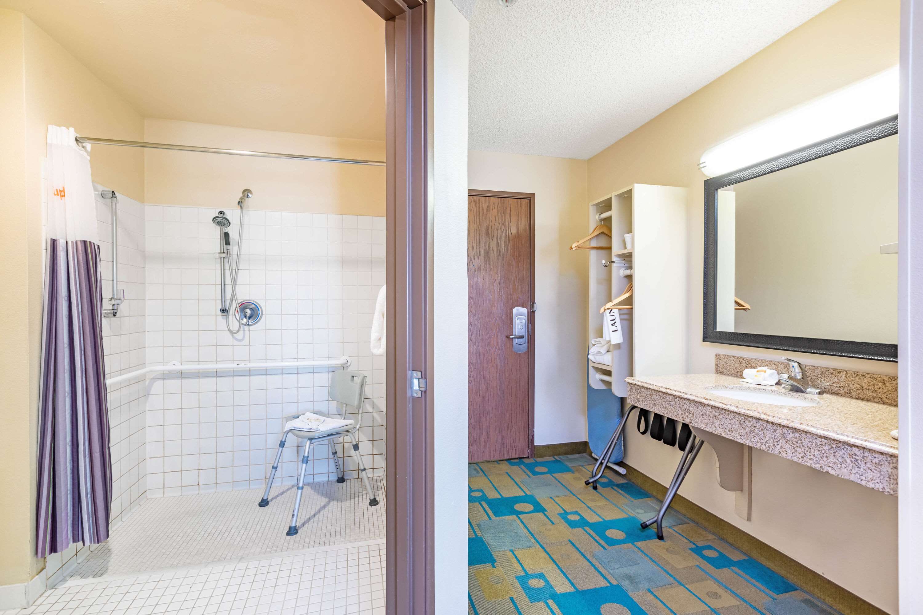 La Quinta Inn & Suites by Wyndham El Paso East