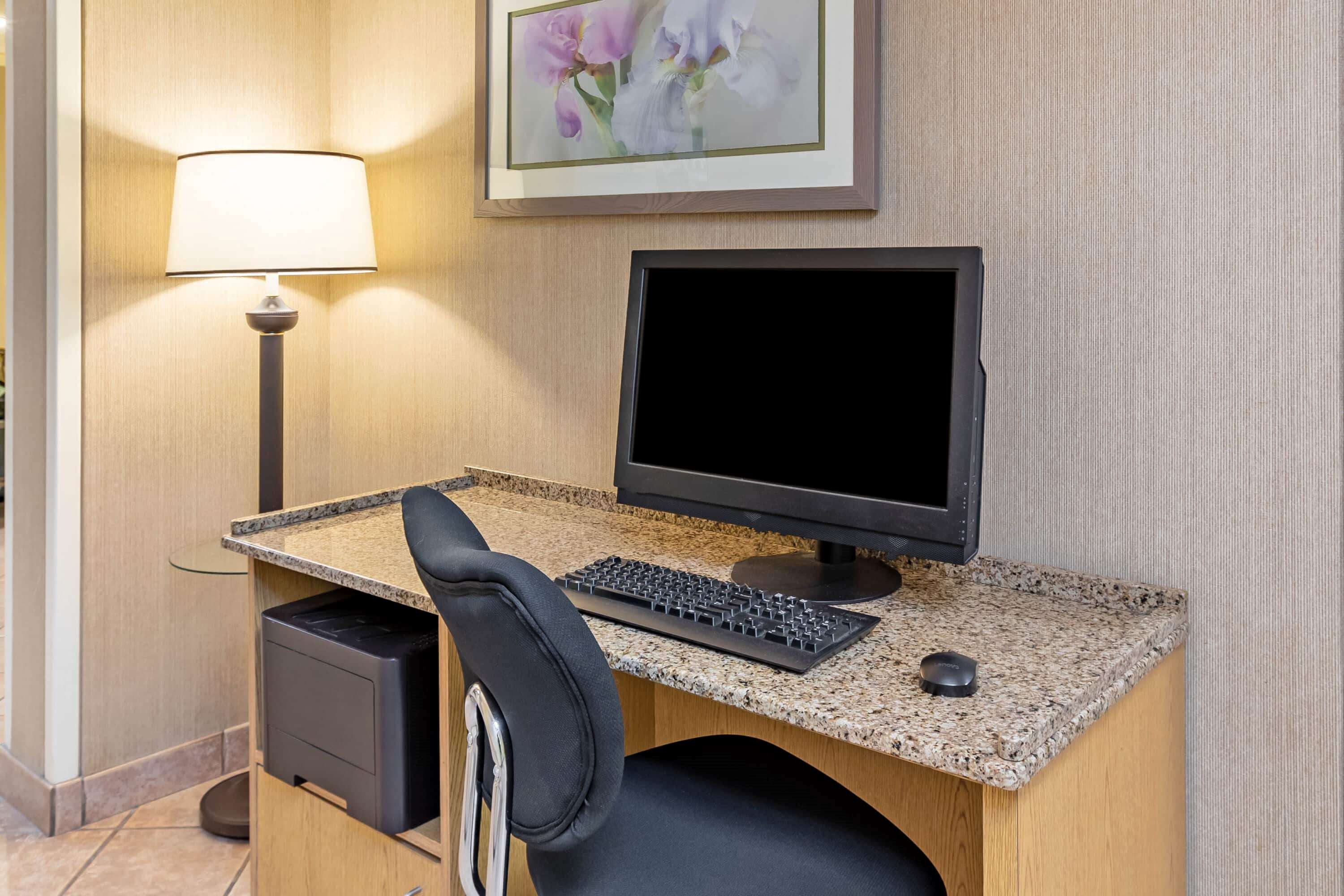 La Quinta Inn & Suites by Wyndham El Paso East