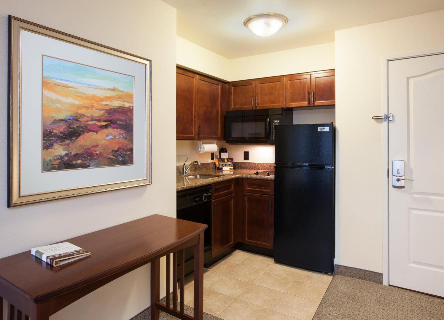Staybridge Suites El Paso Airport Area