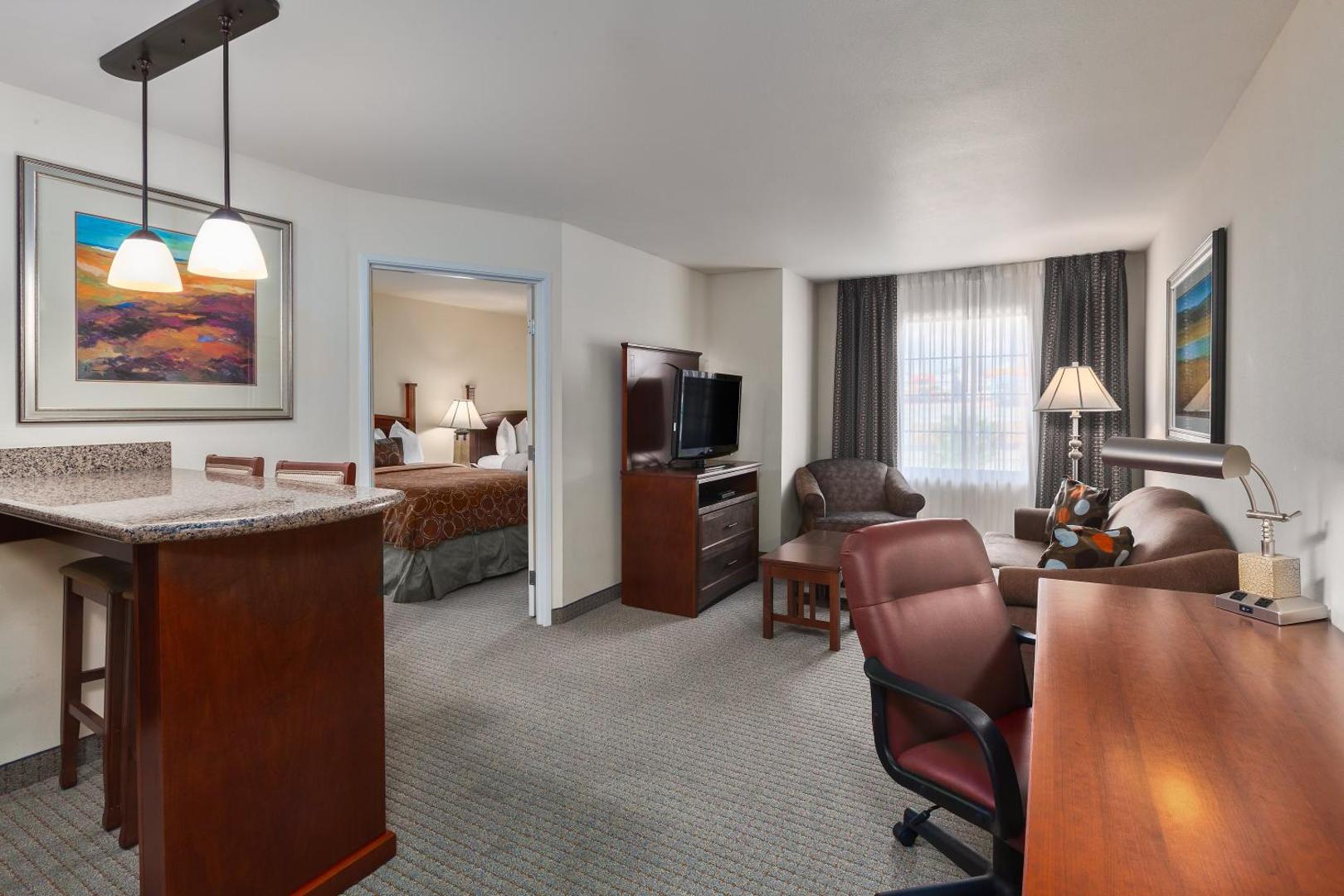Staybridge Suites El Paso Airport Area