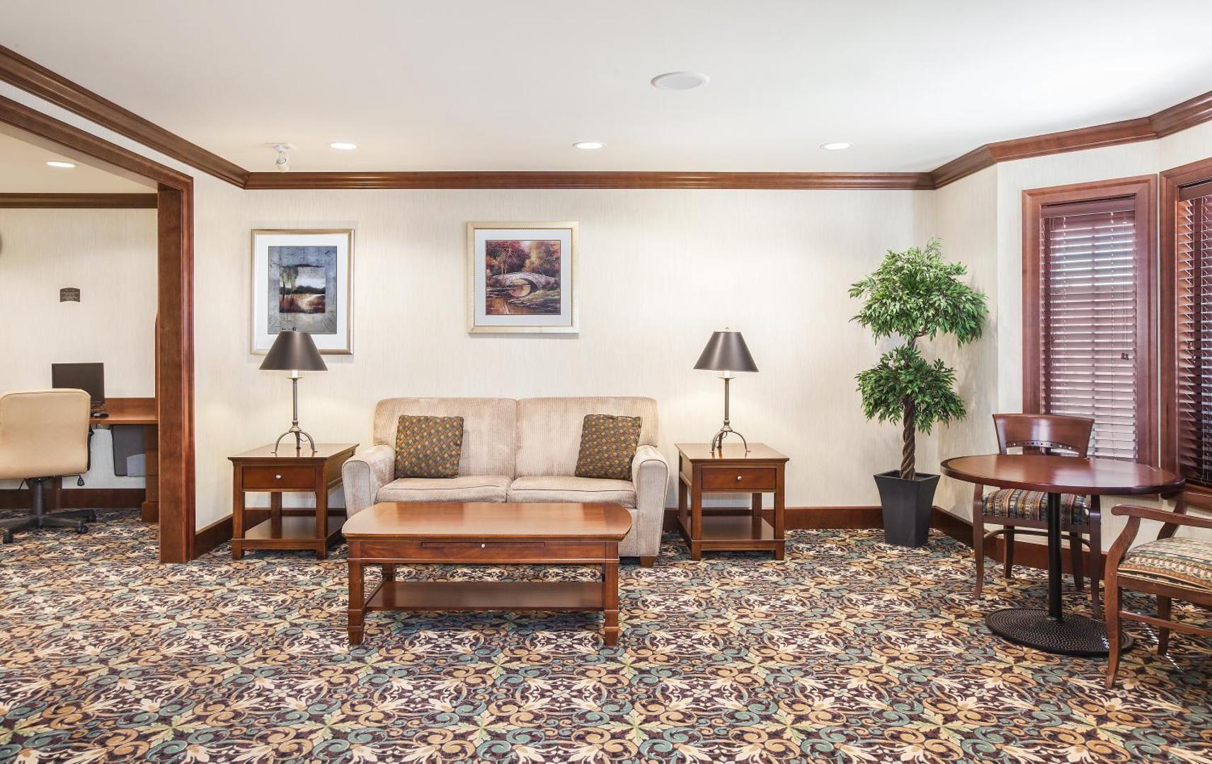 Staybridge Suites El Paso Airport Area