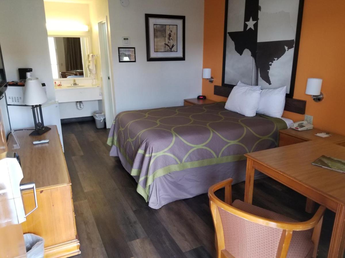 Super 8 by Wyndham El Paso Airport