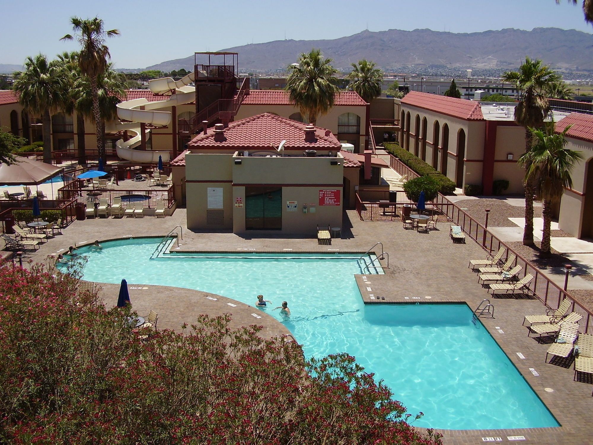 Wyndham El Paso Airport Hotel And Water Park
