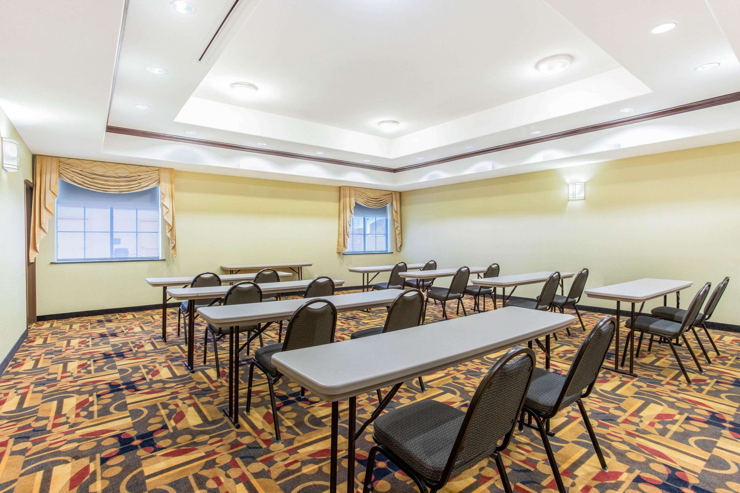 La Quinta Inn & Suites by Wyndham Ennis