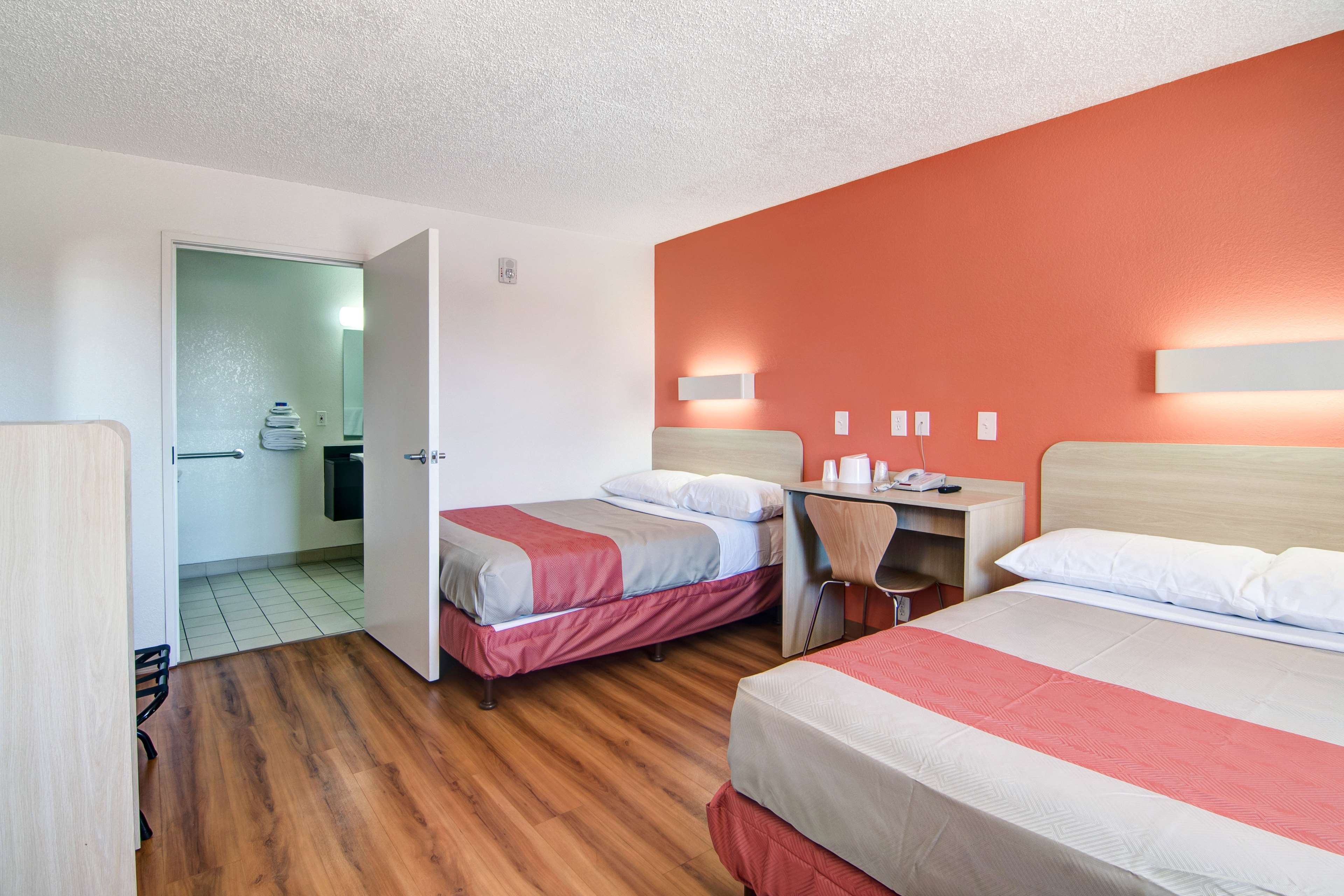Motel 6 Dallas Euless