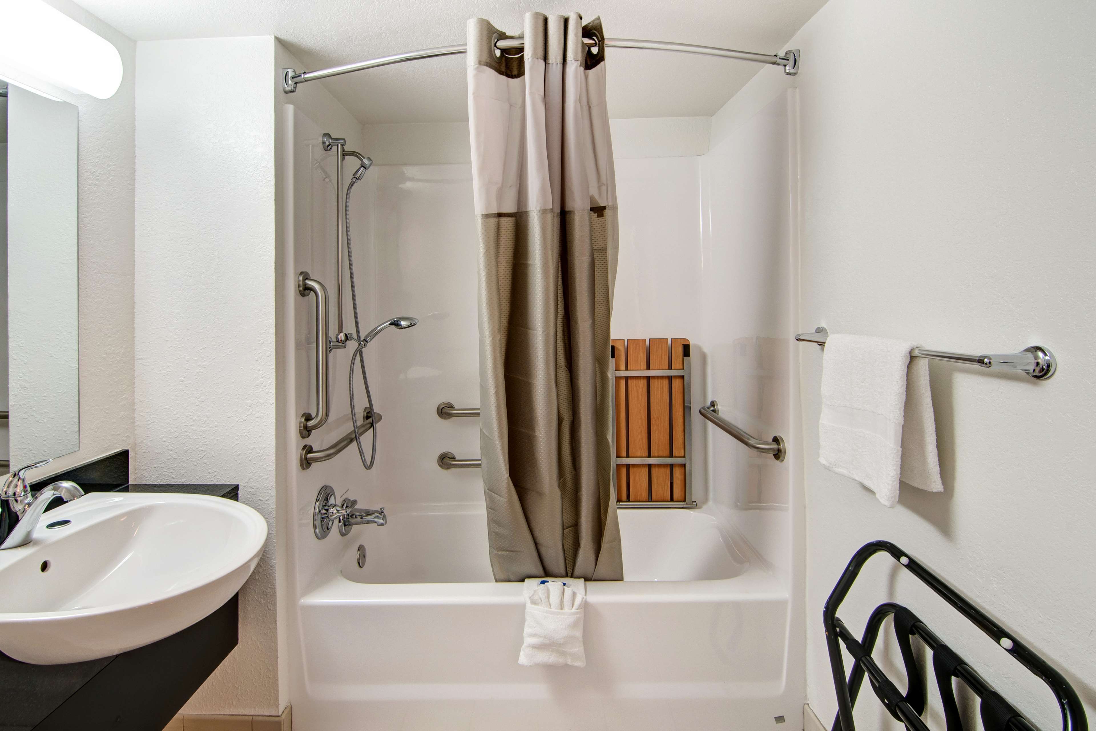 Motel 6 Dallas Euless