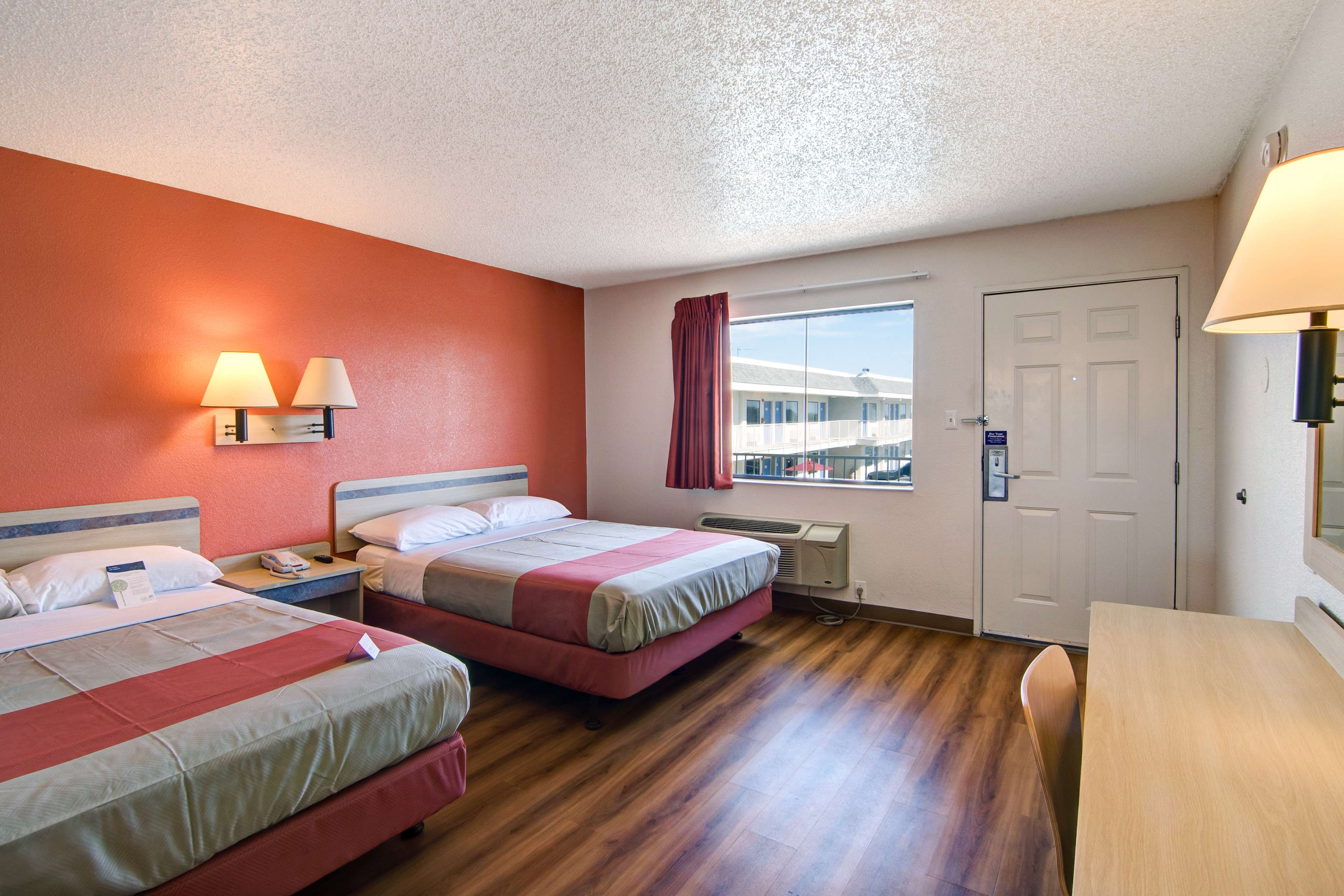 Motel 6 Dallas Euless