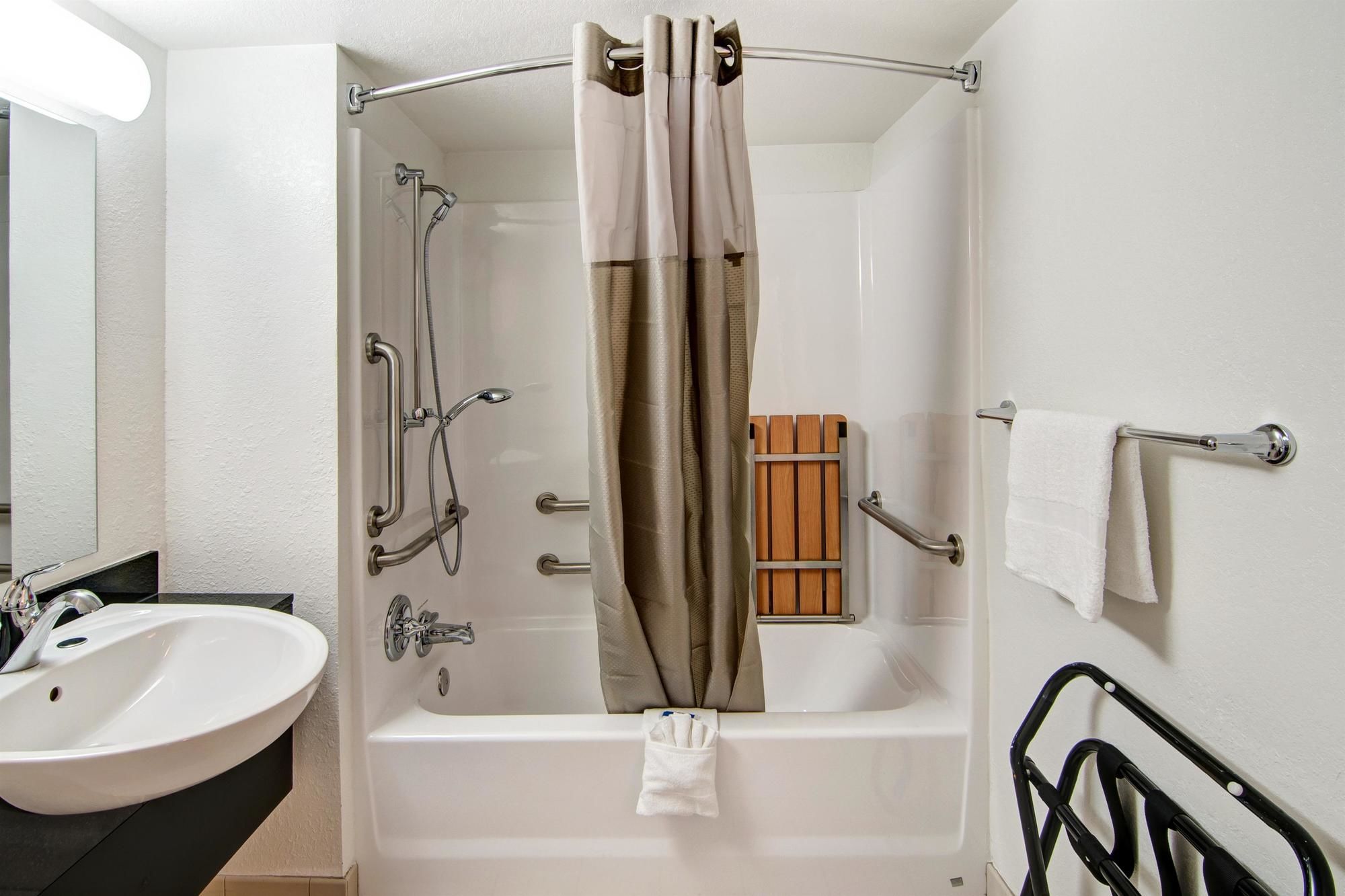 Motel 6 Dallas Euless