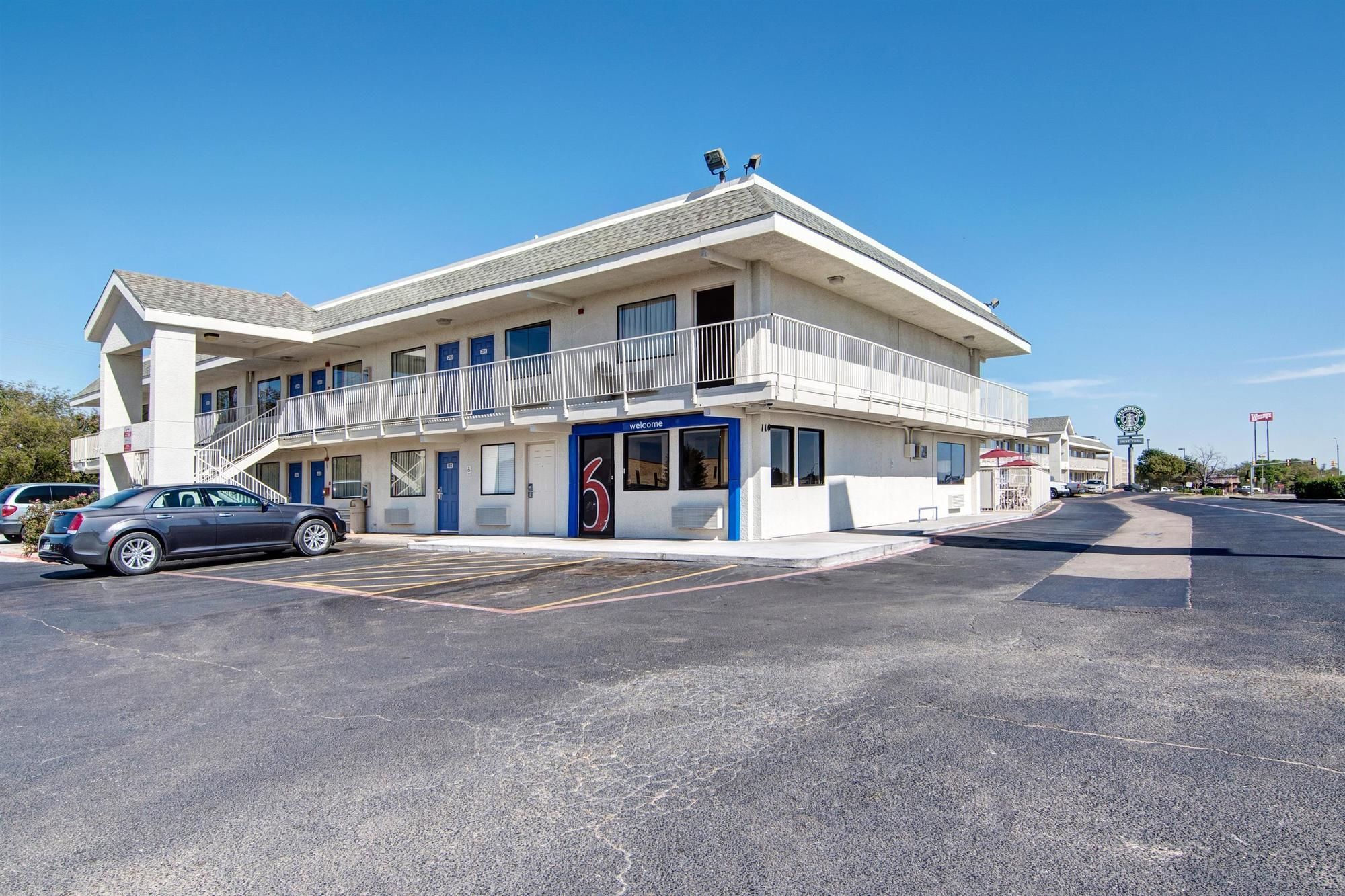 Motel 6 Dallas Euless