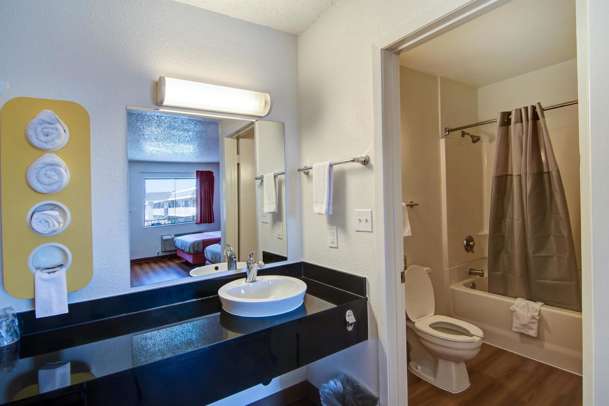 Motel 6 Dallas Euless