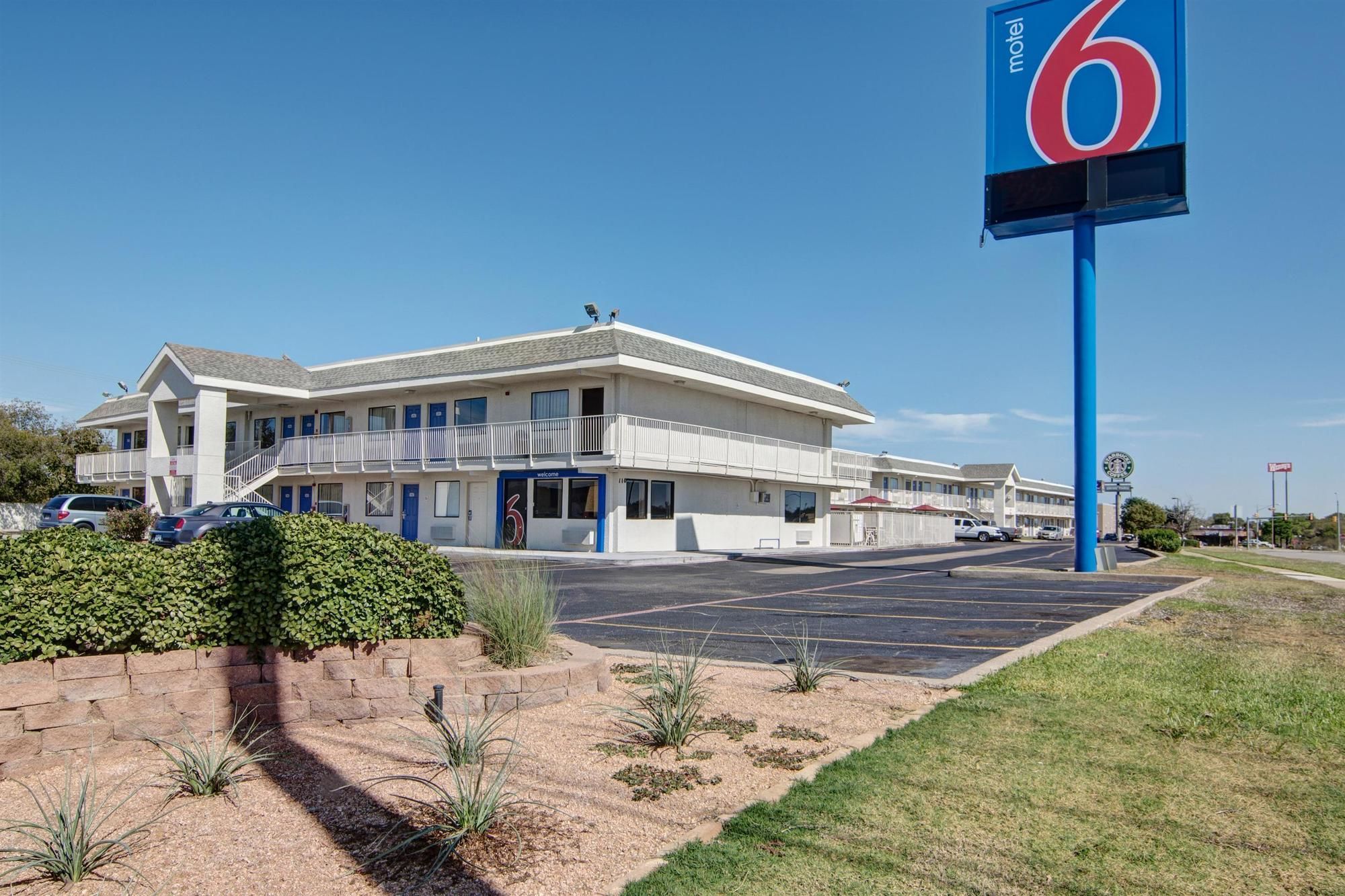 Motel 6 Dallas Euless