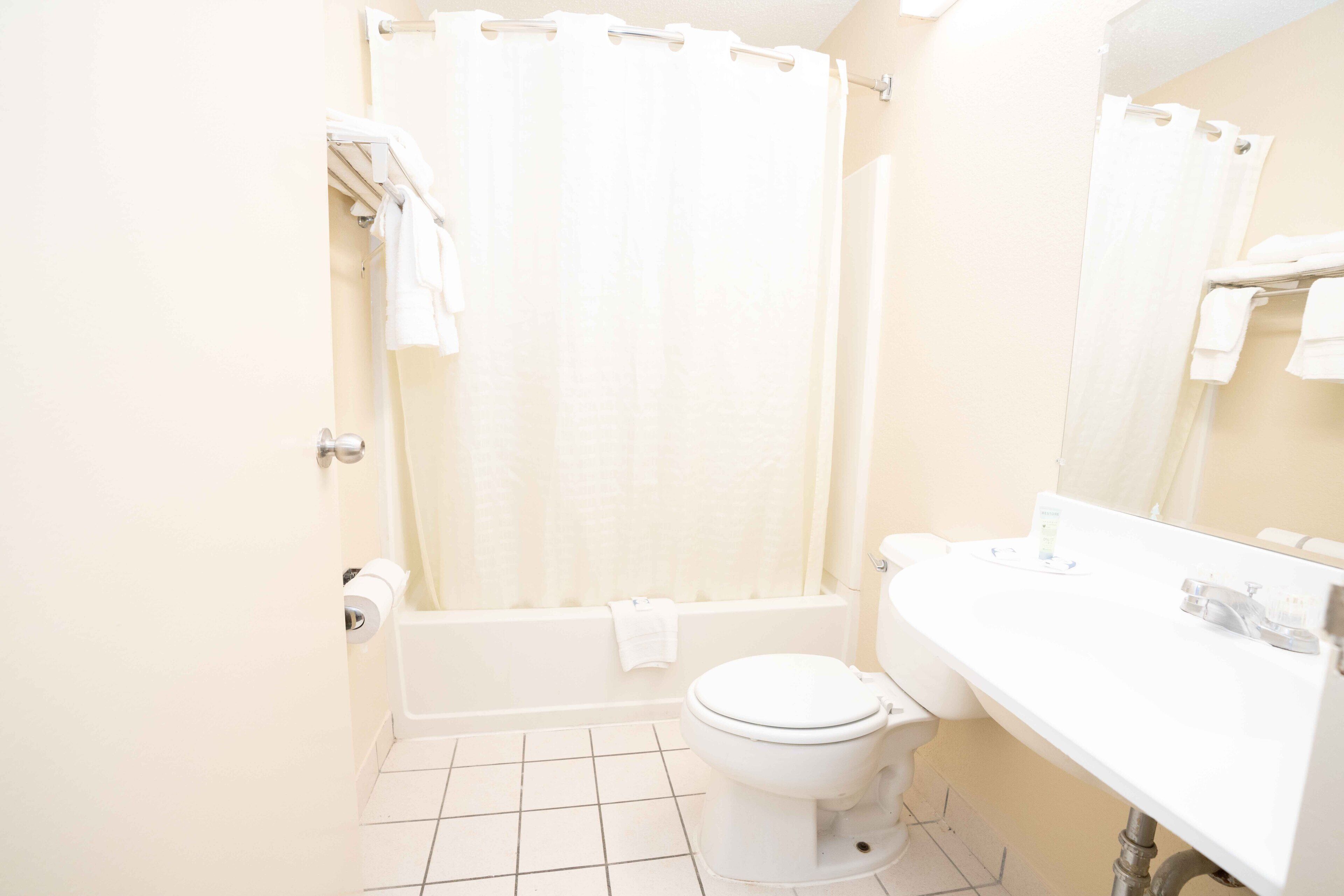 Regency Inn & Suites