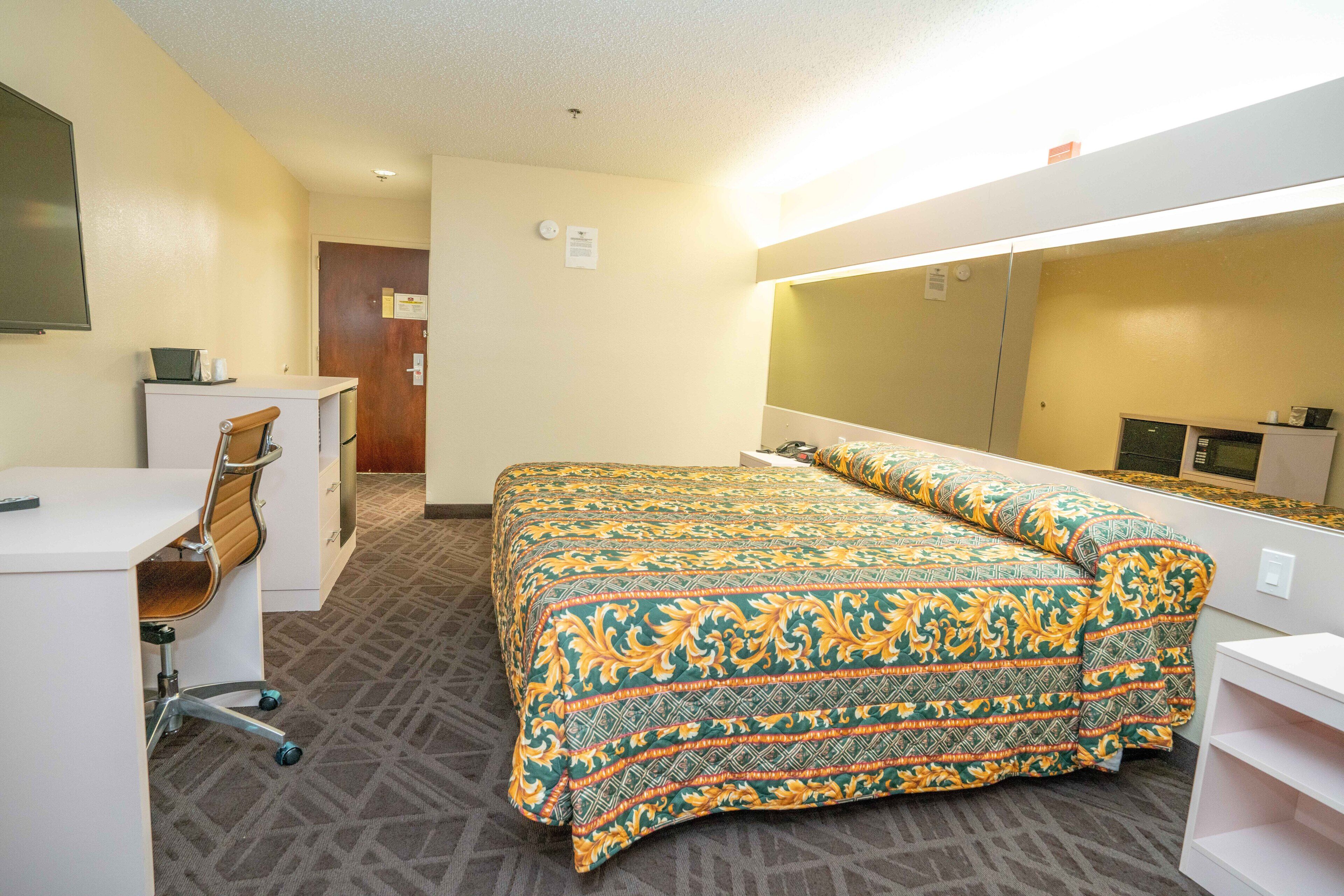 Regency Inn & Suites