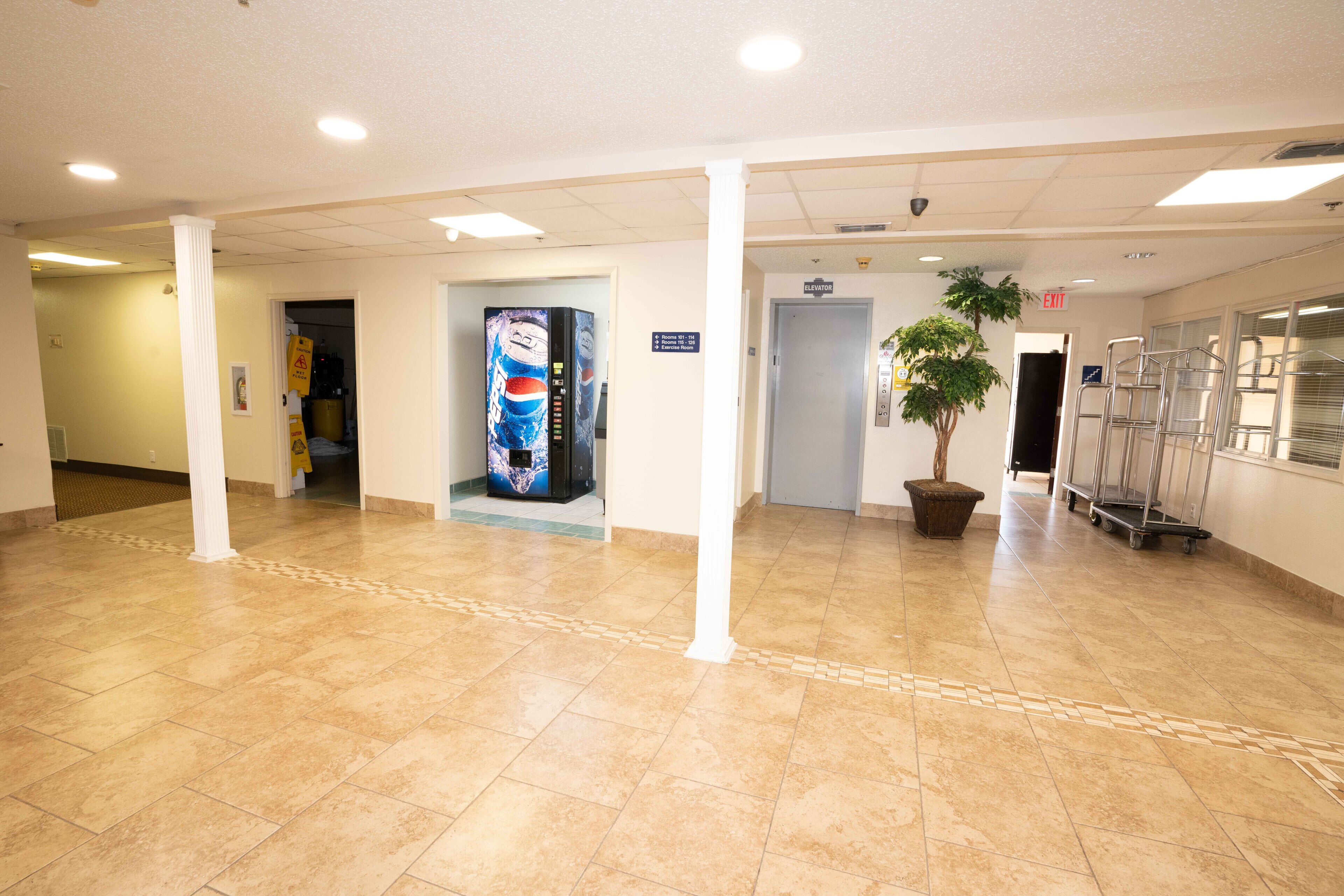 Regency Inn & Suites