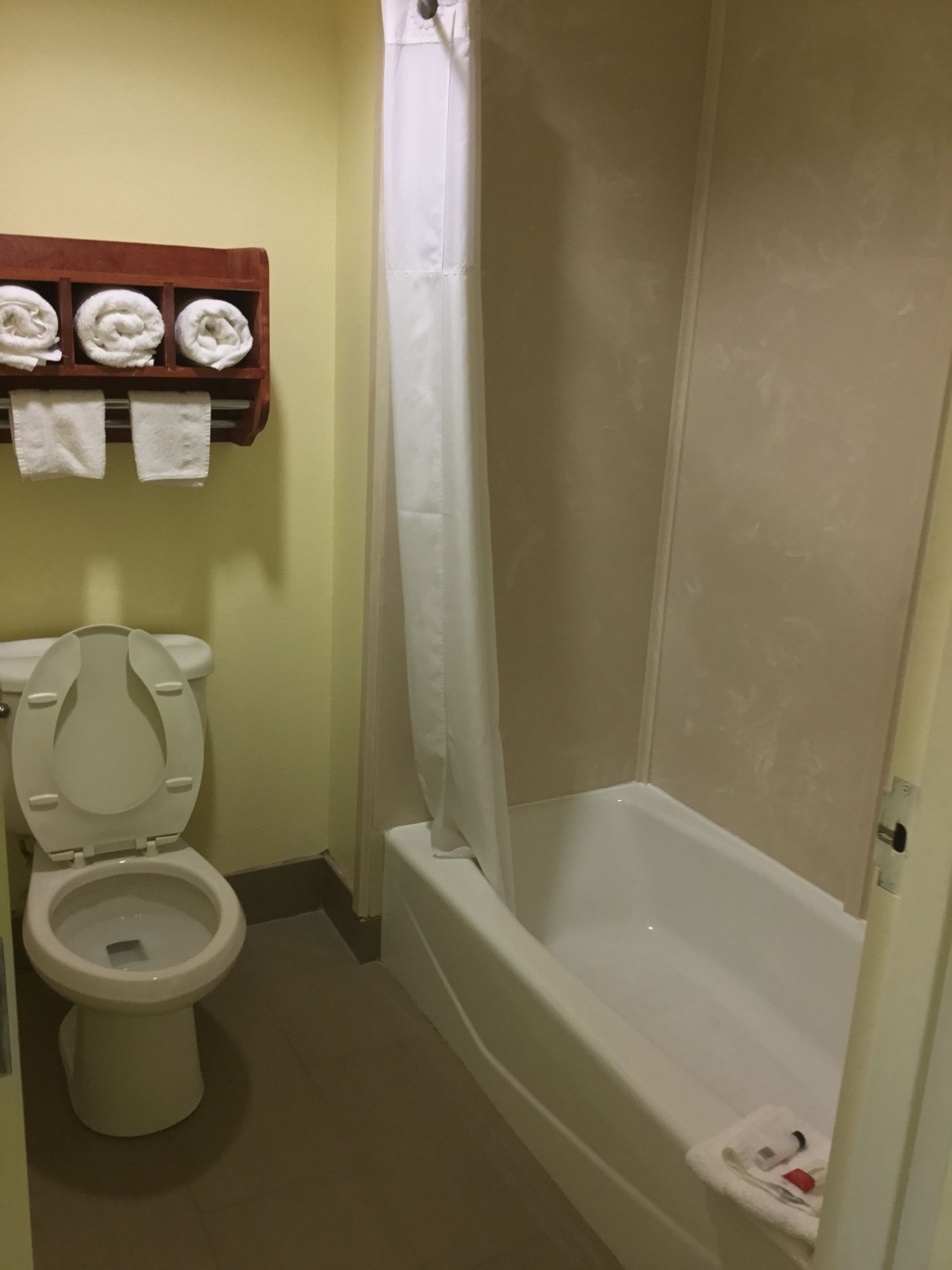 Super 8 by Wyndham Fairfield Tx