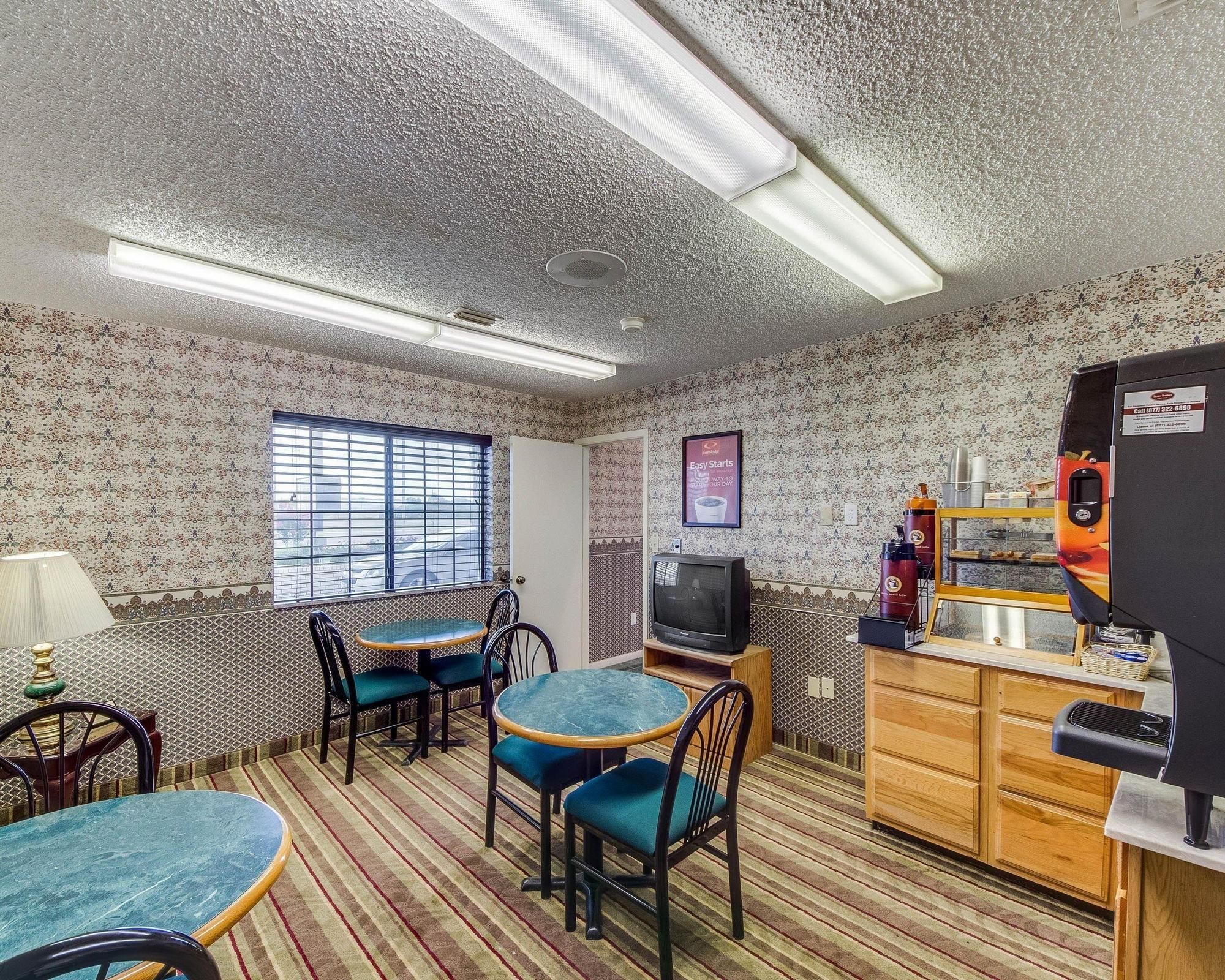 Econo Lodge Falfurrias