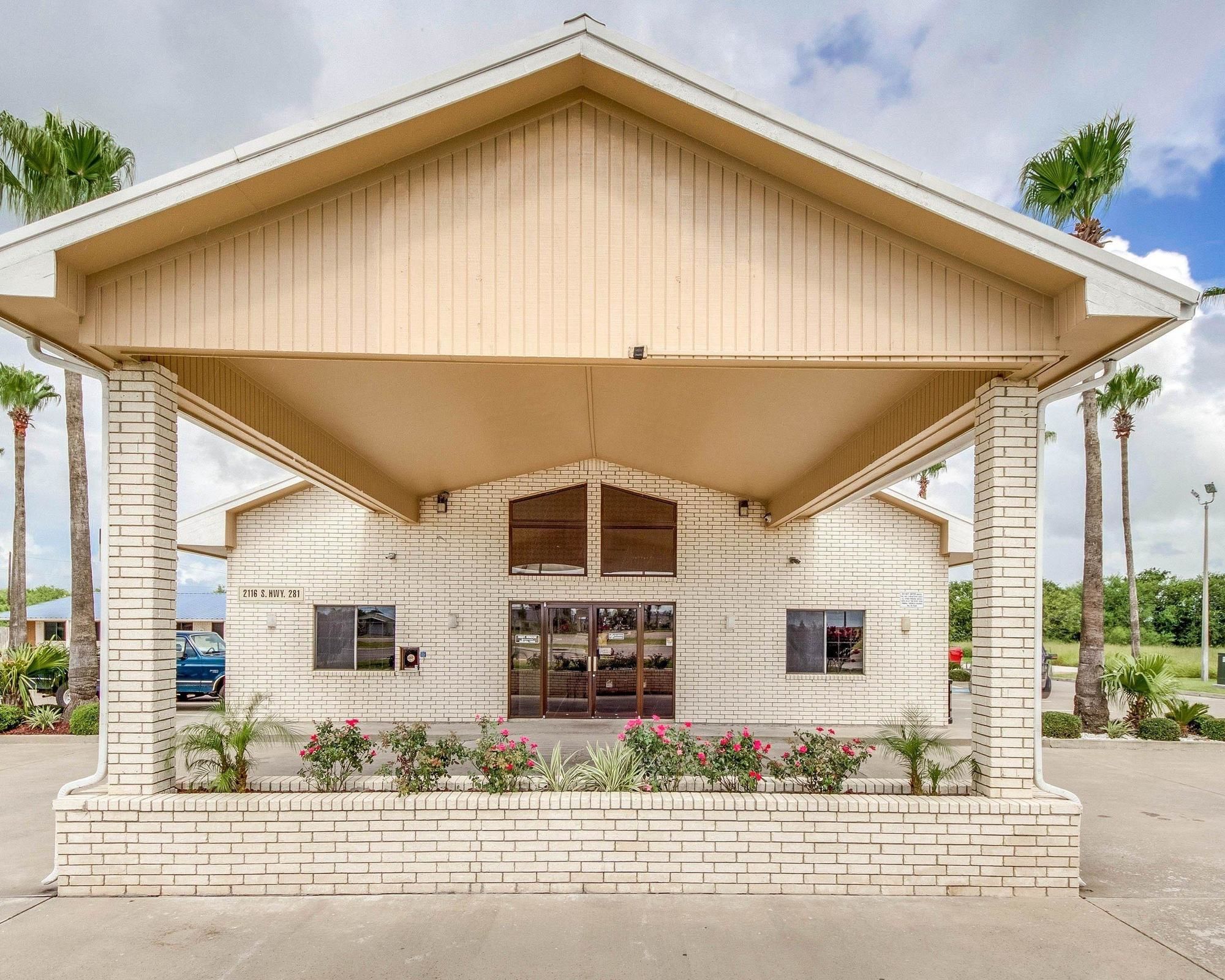 Econo Lodge Falfurrias