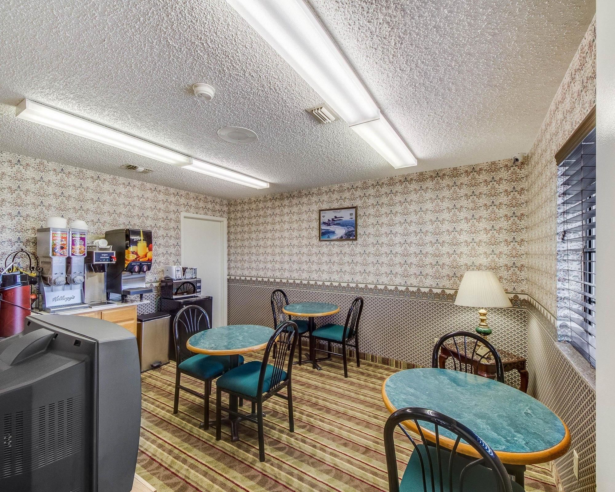 Econo Lodge Falfurrias