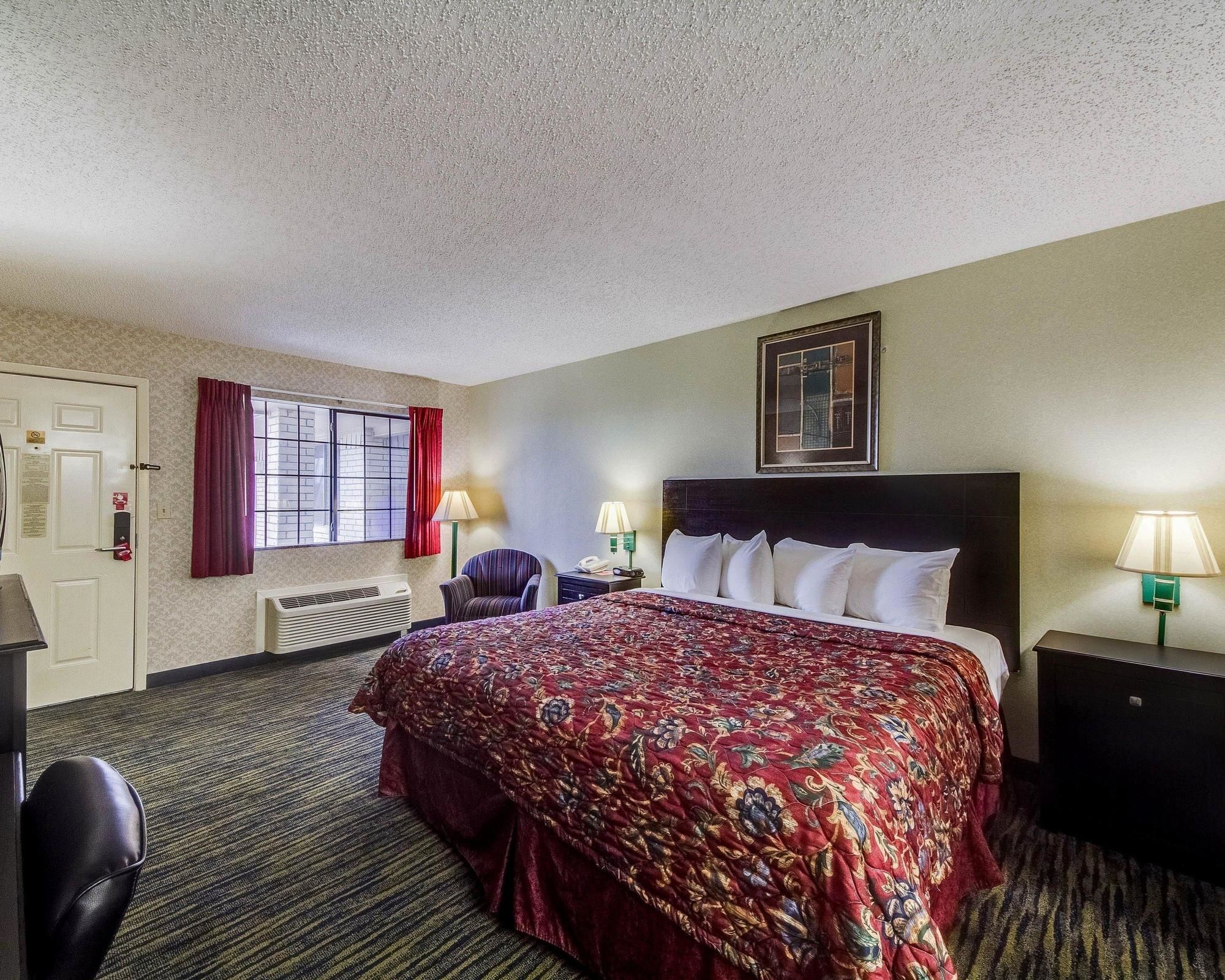 Econo Lodge Falfurrias