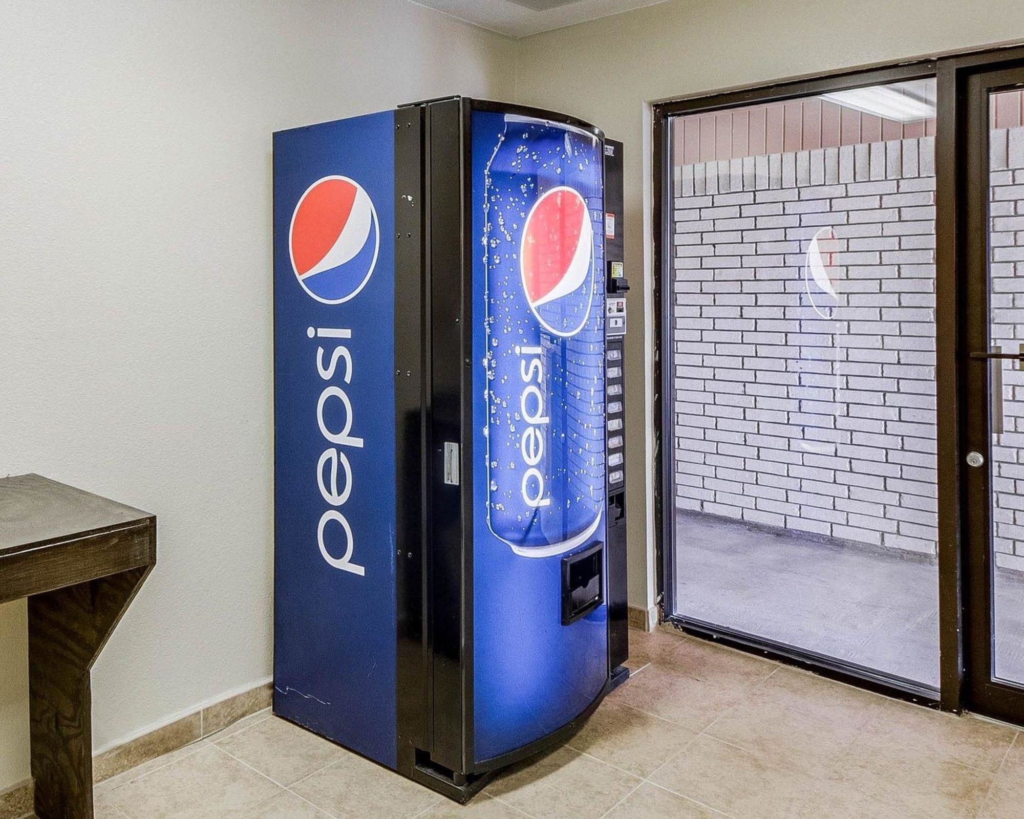 Econo Lodge Falfurrias