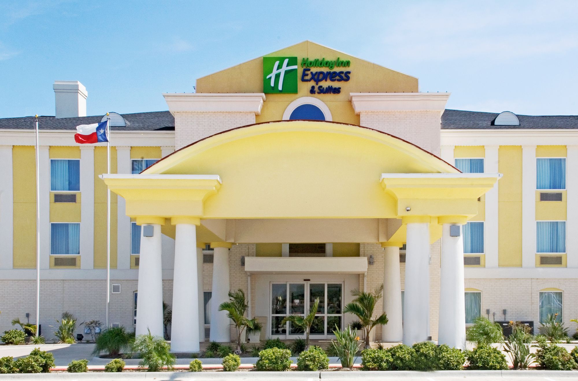 Holiday Inn Express Hotel & Suites Falfurrias