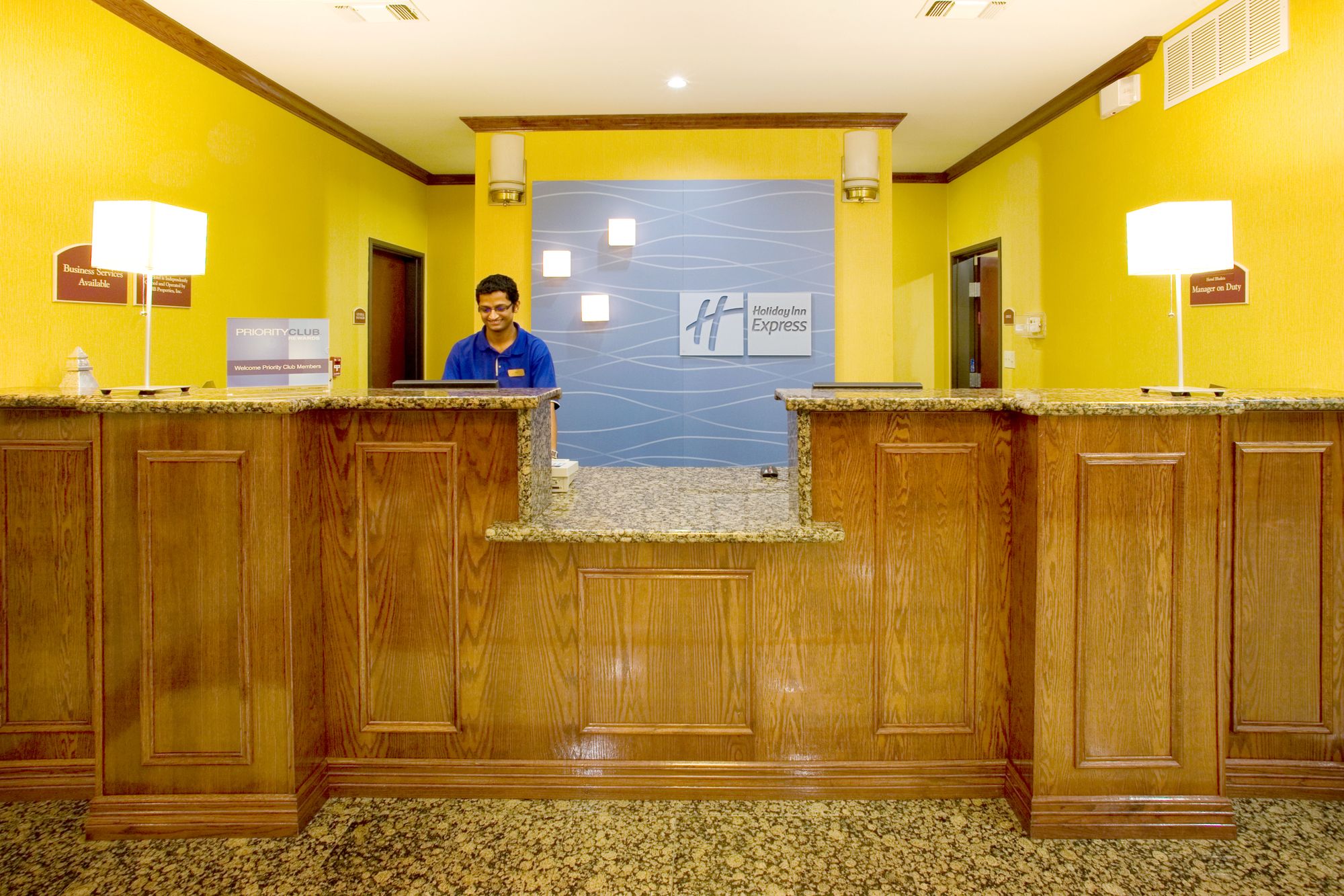 Holiday Inn Express Hotel & Suites Falfurrias