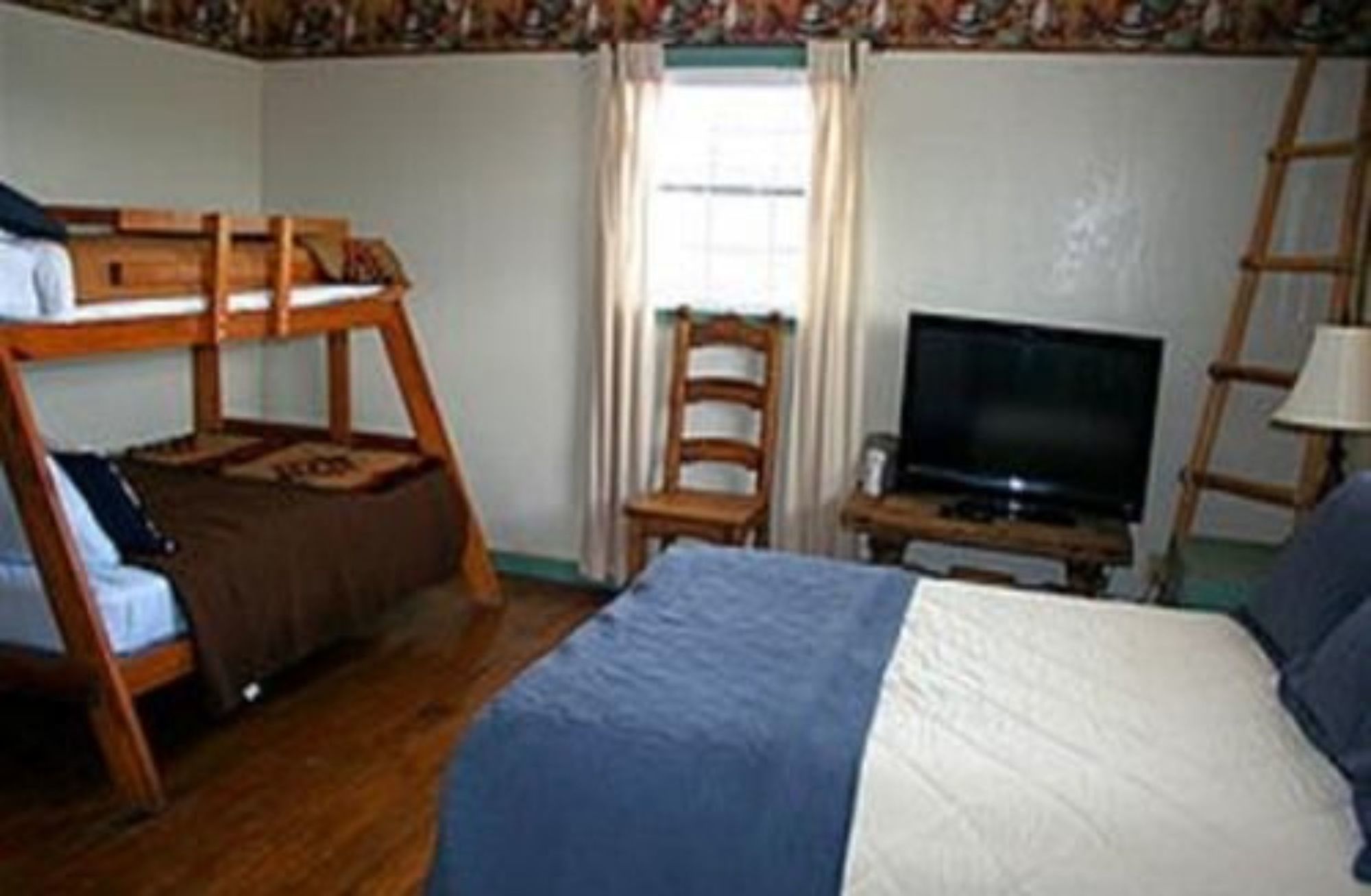 Fort Davis Drug Store & Hotel